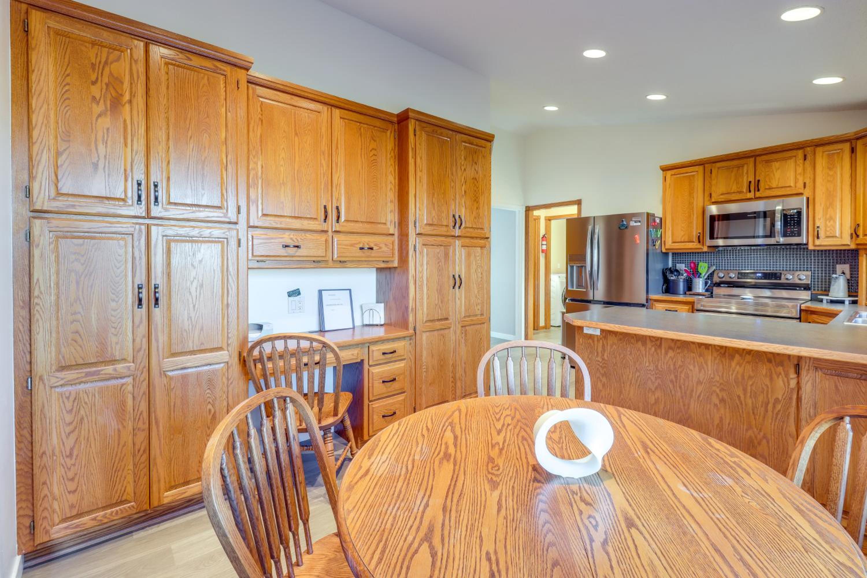 Work and Play Pet-Friendly Fargo Home 6 Mi to Dtwn