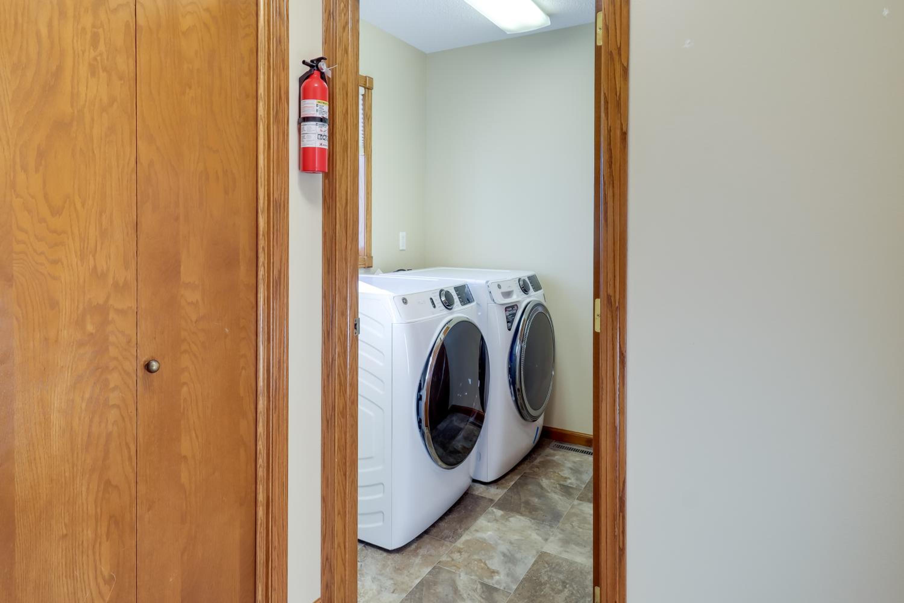 Work and Play Pet-Friendly Fargo Home 6 Mi to Dtwn