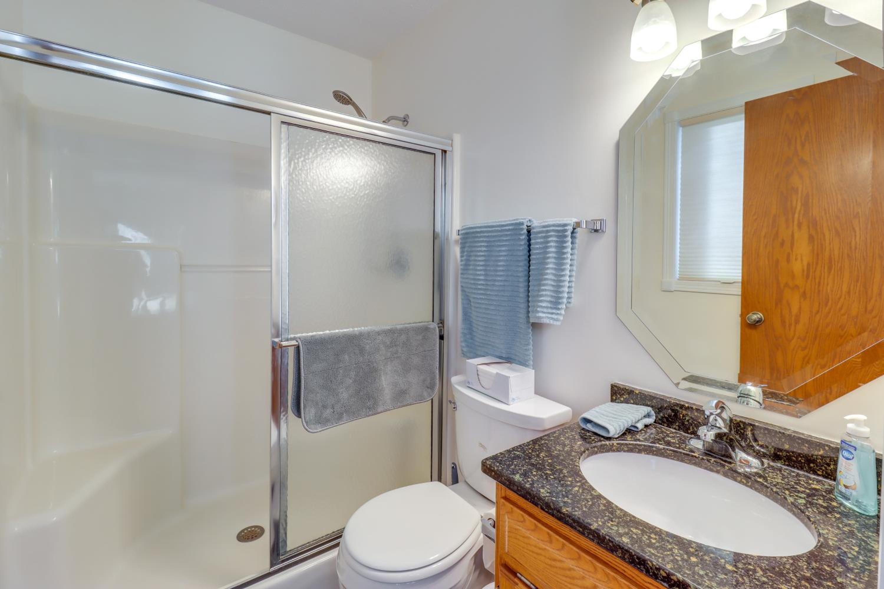 Work and Play Pet-Friendly Fargo Home 6 Mi to Dtwn