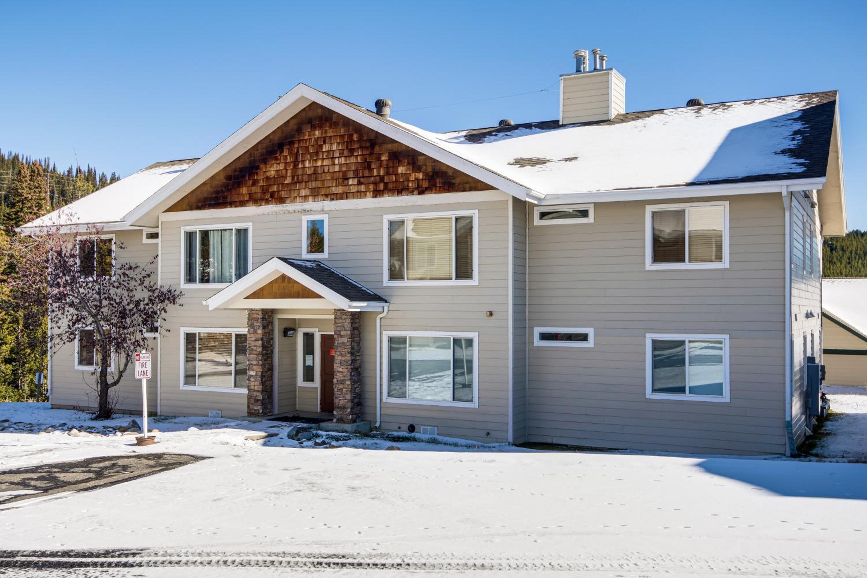 Less Than 1 Mi to Big Sky Resort Quiet Mtn-View Retreat