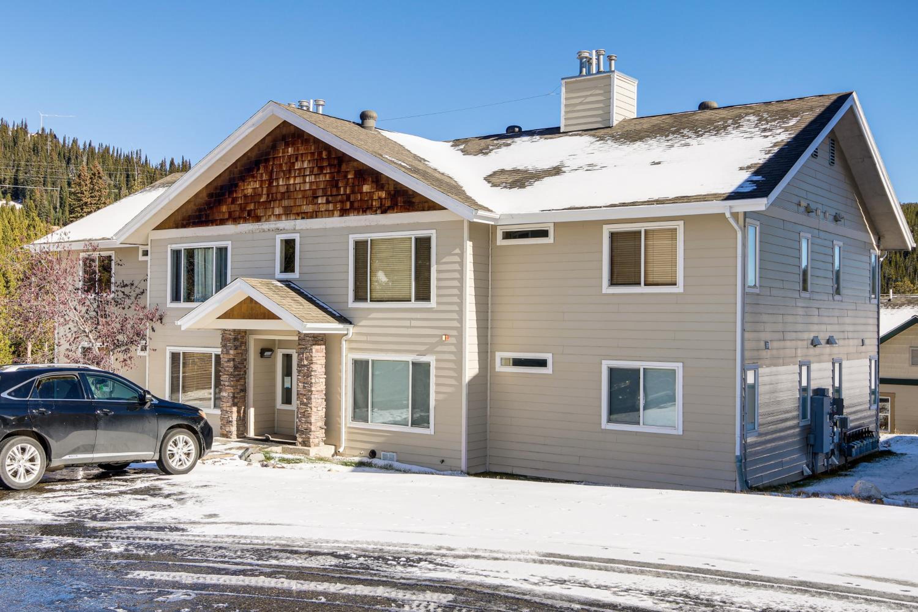 Less Than 1 Mi to Big Sky Resort Quiet Mtn-View Retreat