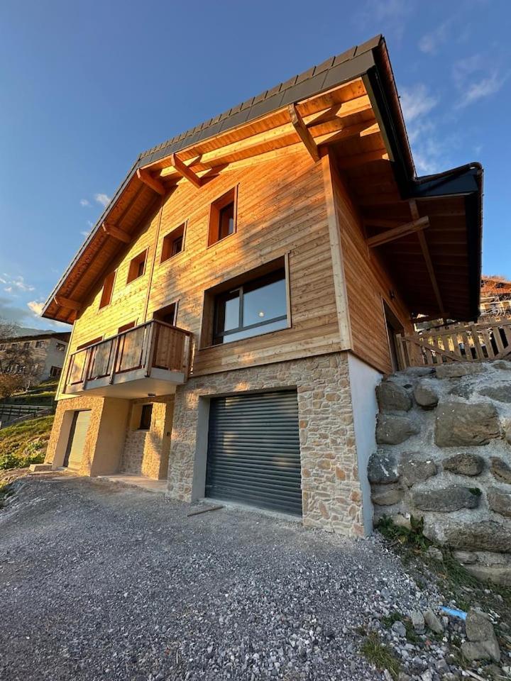 Chalet cosy&neuf, poêle à bois, vue panoramique