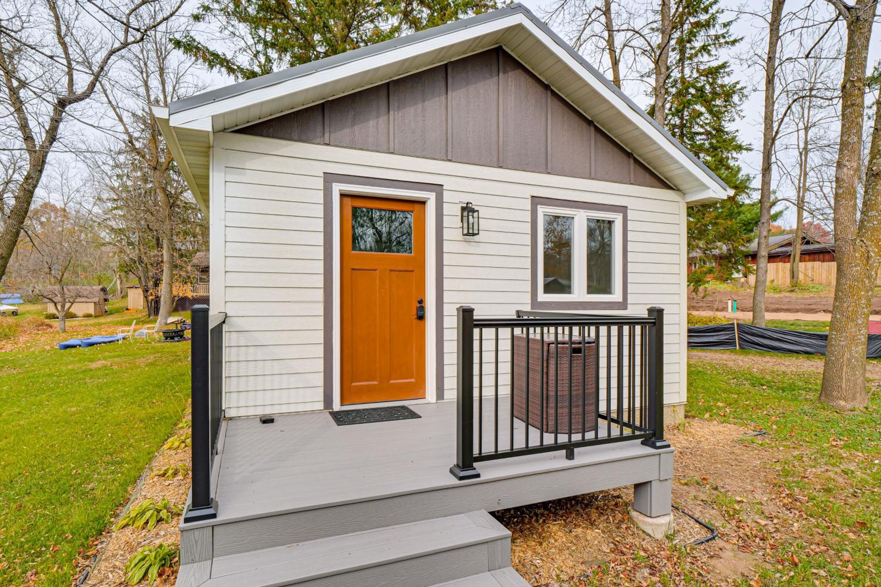 Fish, Swim and Explore! 2-Cabin Camp on Round Lake
