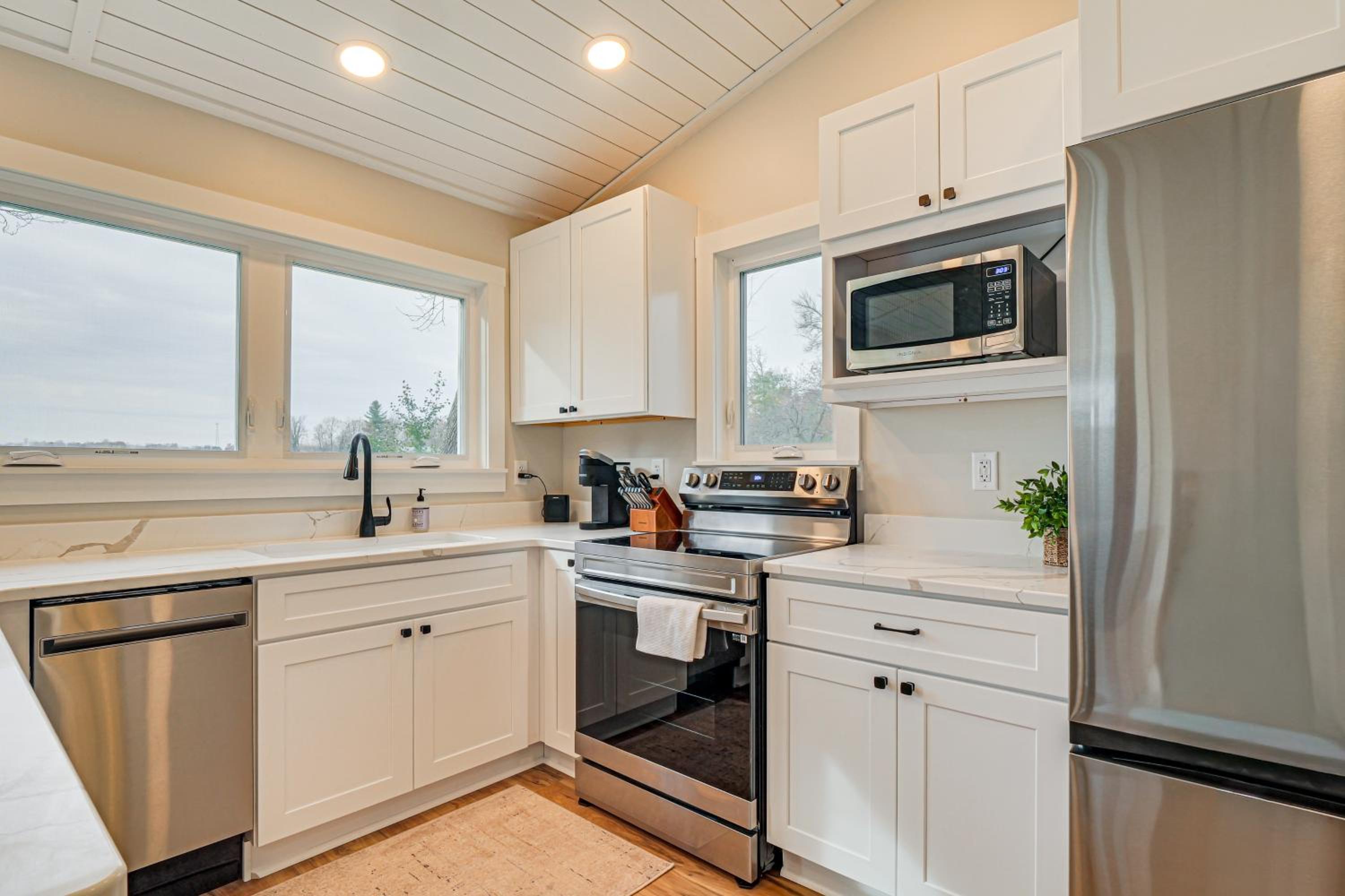 Fish, Swim and Explore! 2-Cabin Camp on Round Lake
