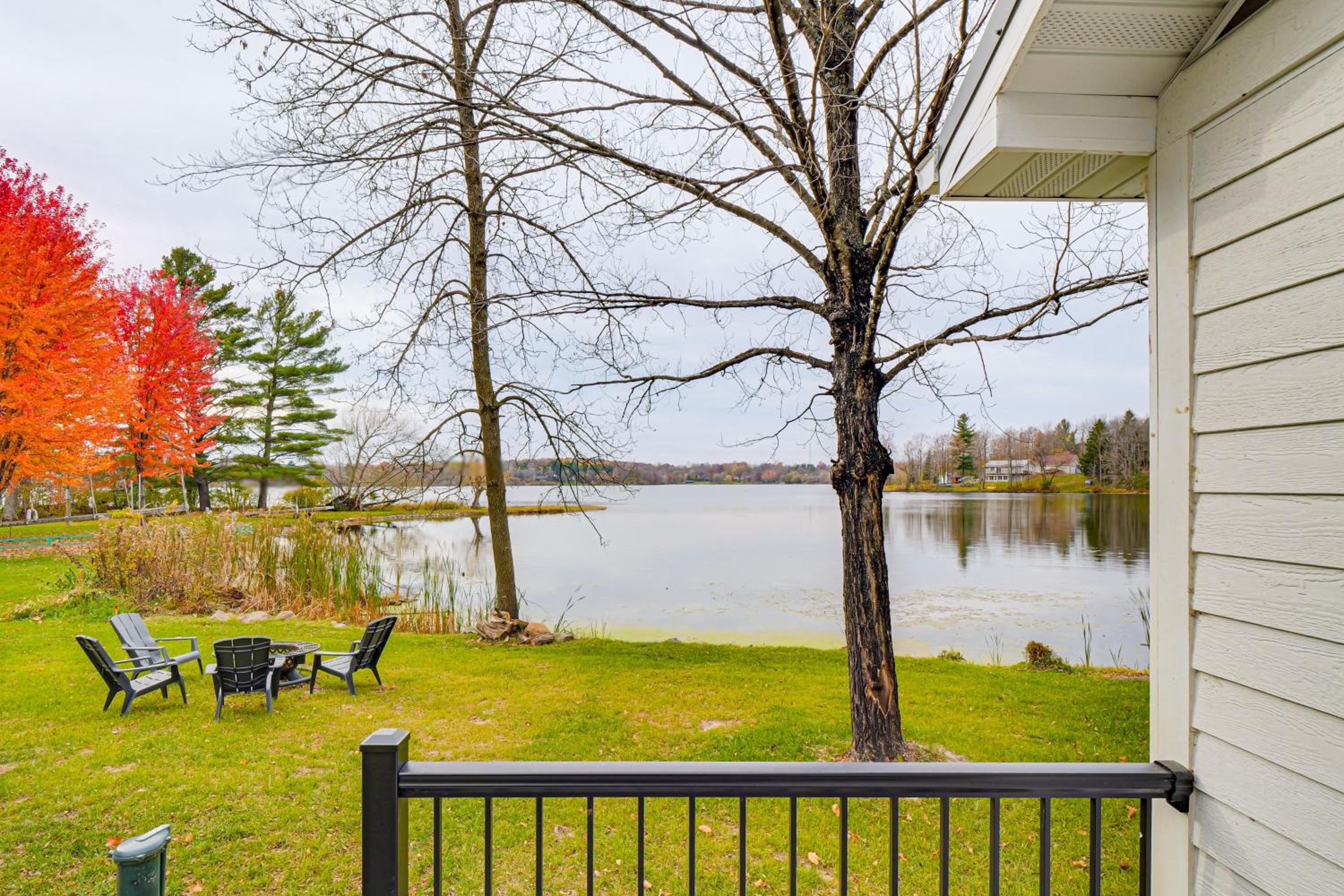 Fish, Swim and Explore! 2-Cabin Camp on Round Lake
