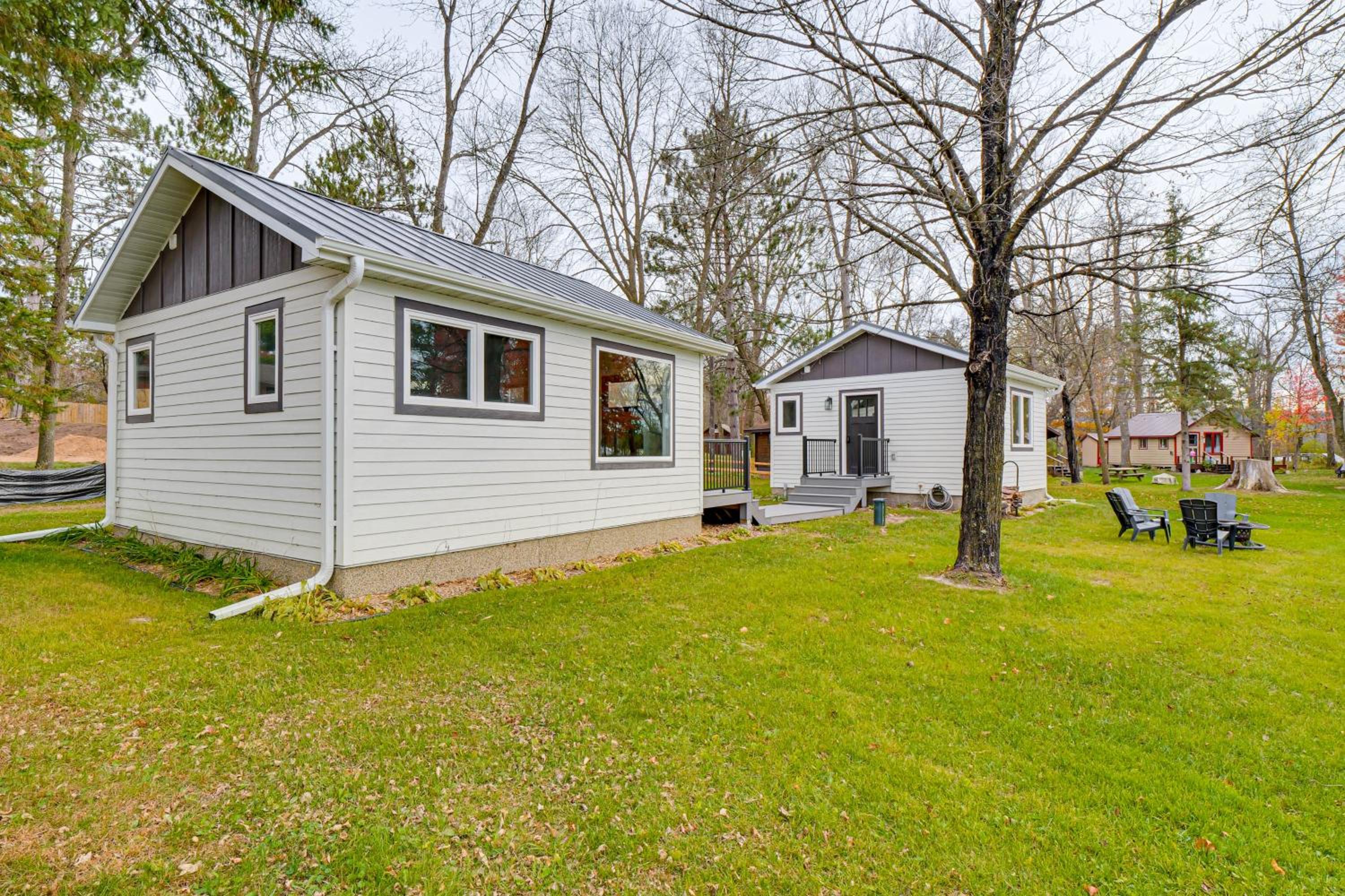 Fish, Swim and Explore! 2-Cabin Camp on Round Lake