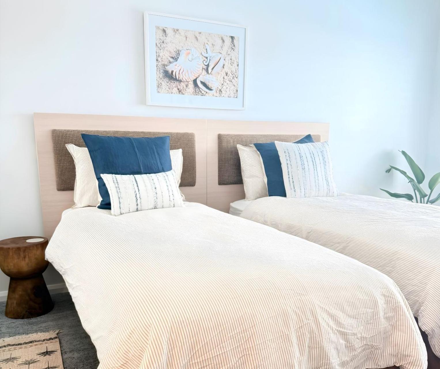 2 Bedroom Pacific Blue Poolside Escape - Oaks Port Stephens Pacific Blue Resort