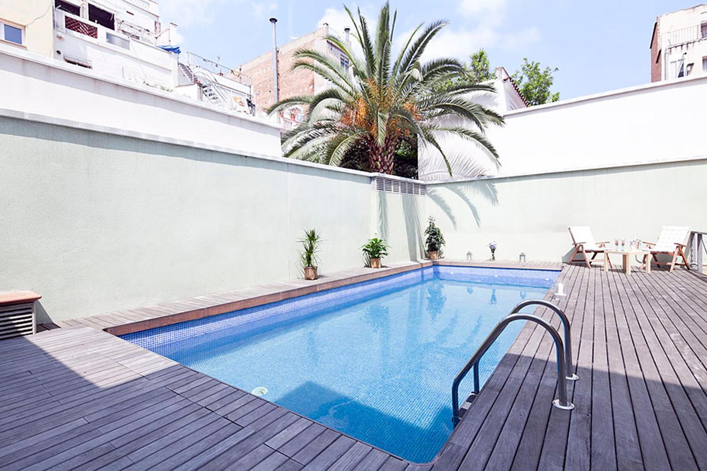 Apartment Barcelona Rentals - Gracia Pool Apartments Center