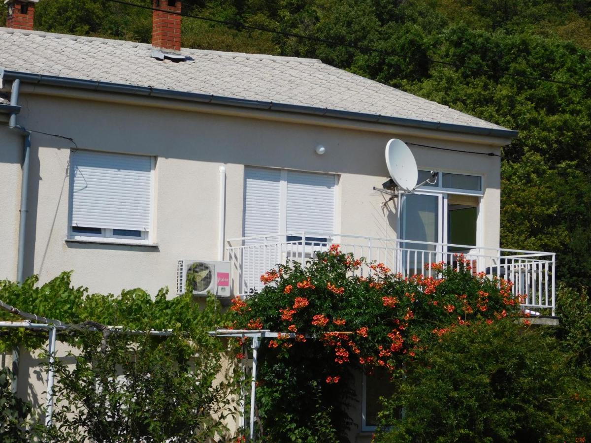 Apartment Varelija view 3