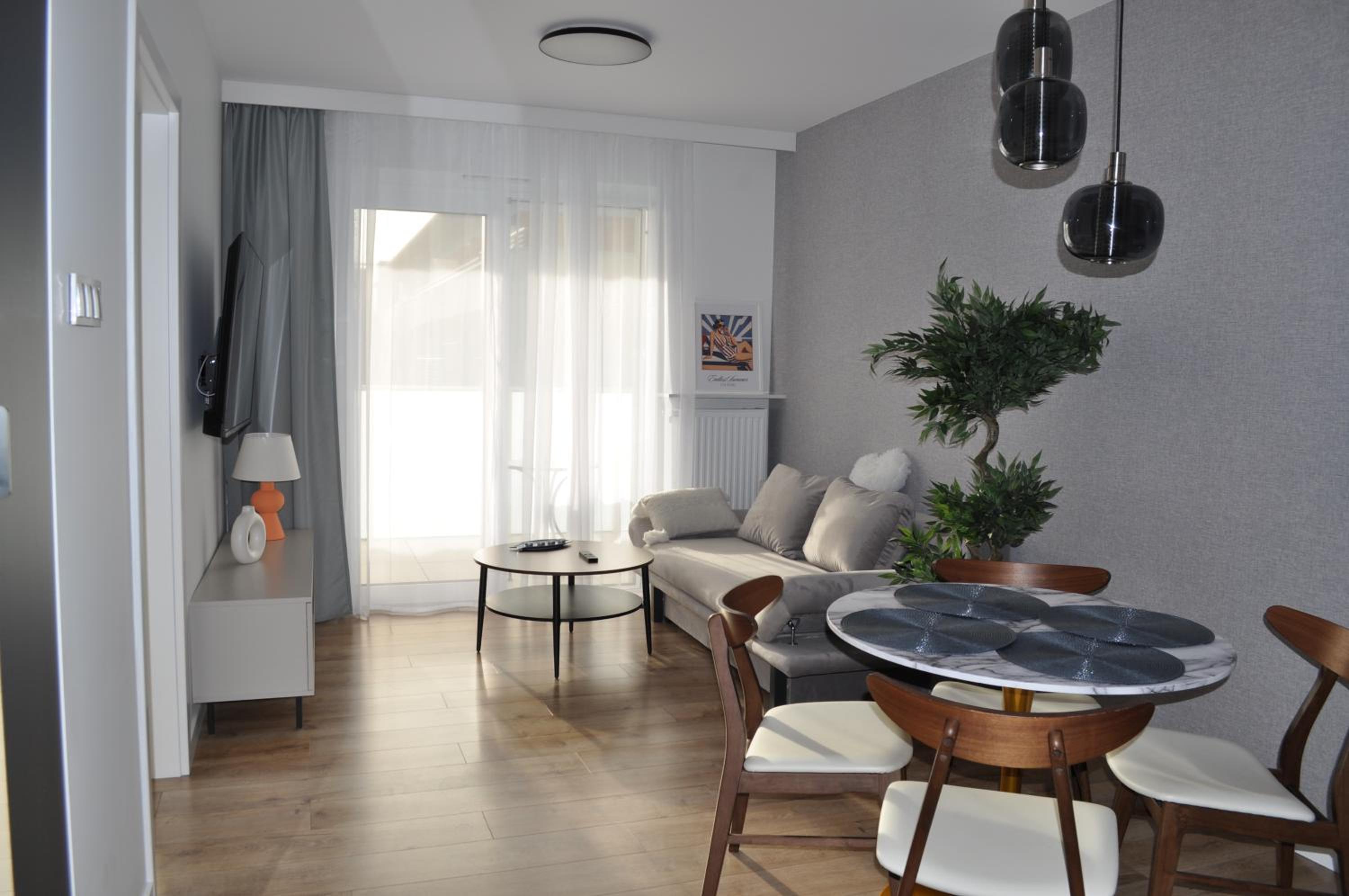 4SUMMER Salt Apartment Parking w cenie, stylowe elegnackie mieszkanie
