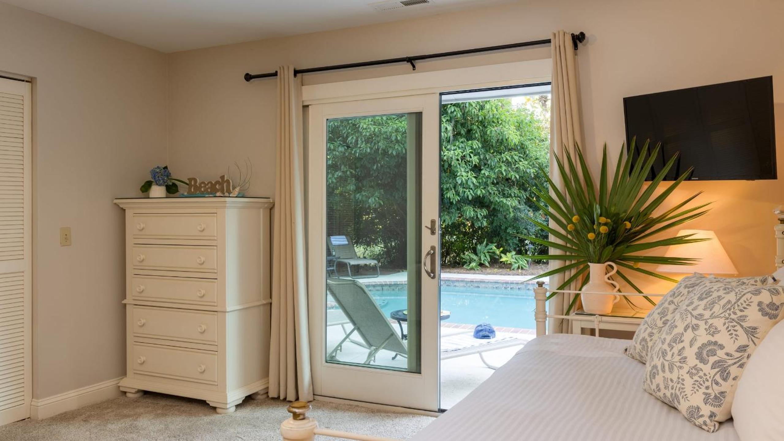 Pool Hot Tub Fairway Views Quick Bike Ride to Beach Loblolly Retreat by Avantstay