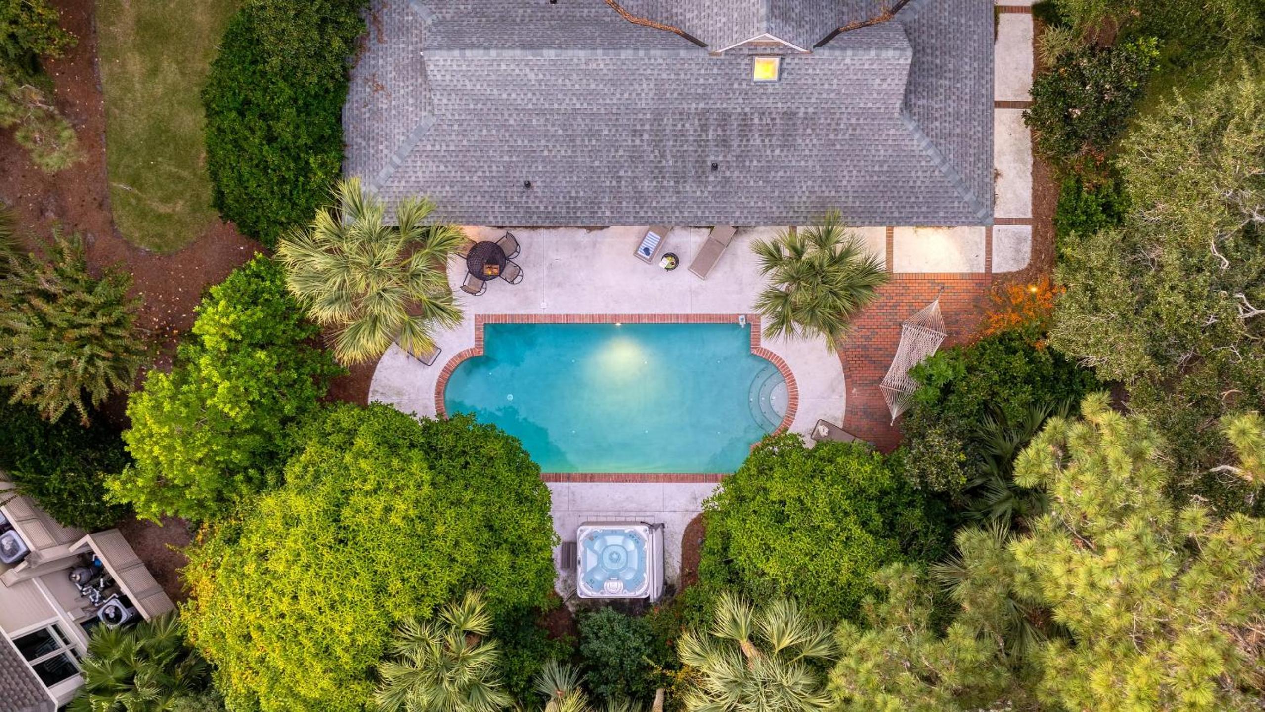 Pool Hot Tub Fairway Views Quick Bike Ride to Beach Loblolly Retreat by Avantstay