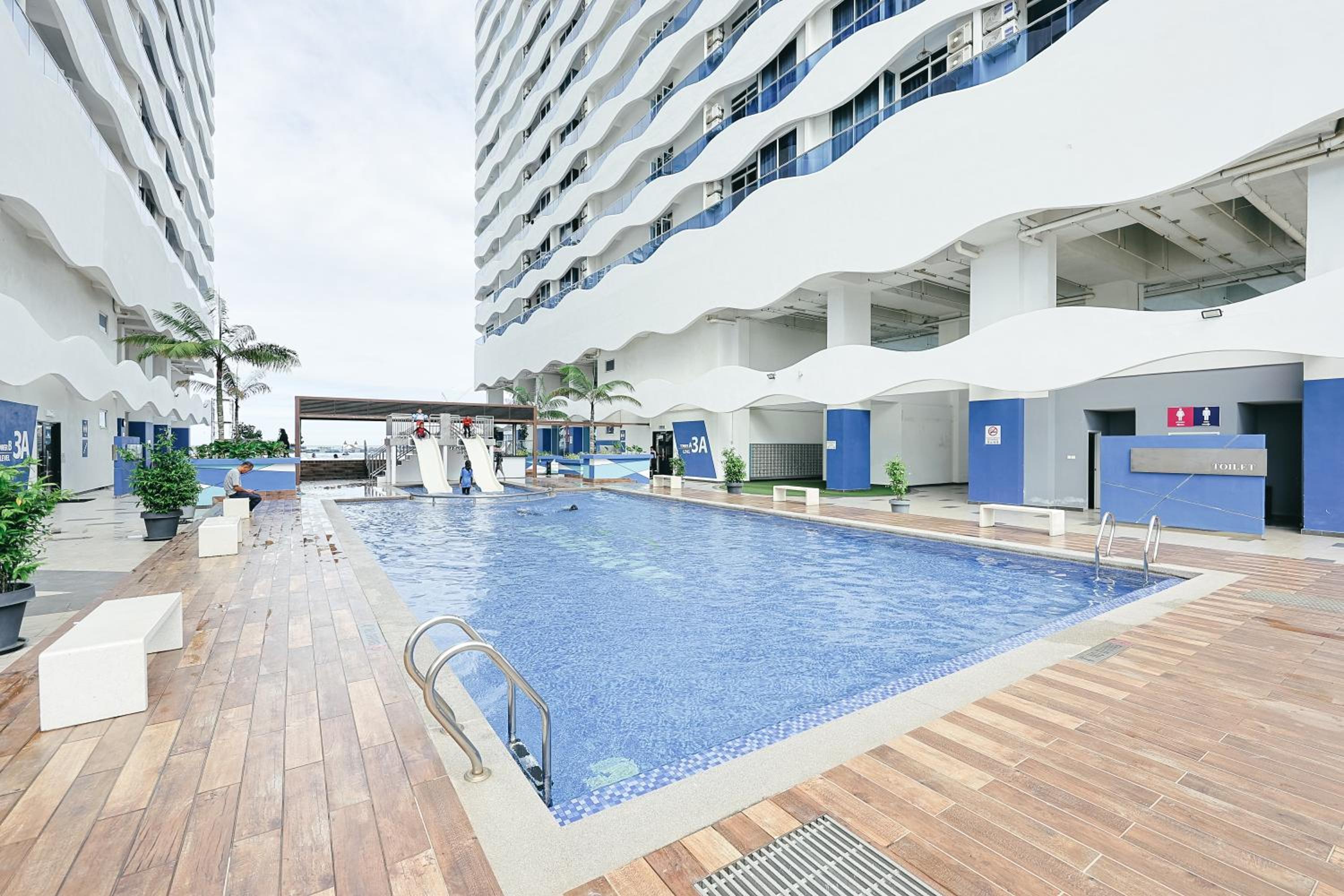 The Wave Residence in Malacca by Green Home