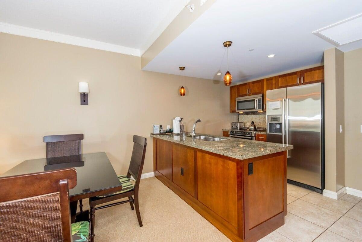 Honua Kai 1024 · HK 1024 Updated Beachfront Luxury Condo w Pool