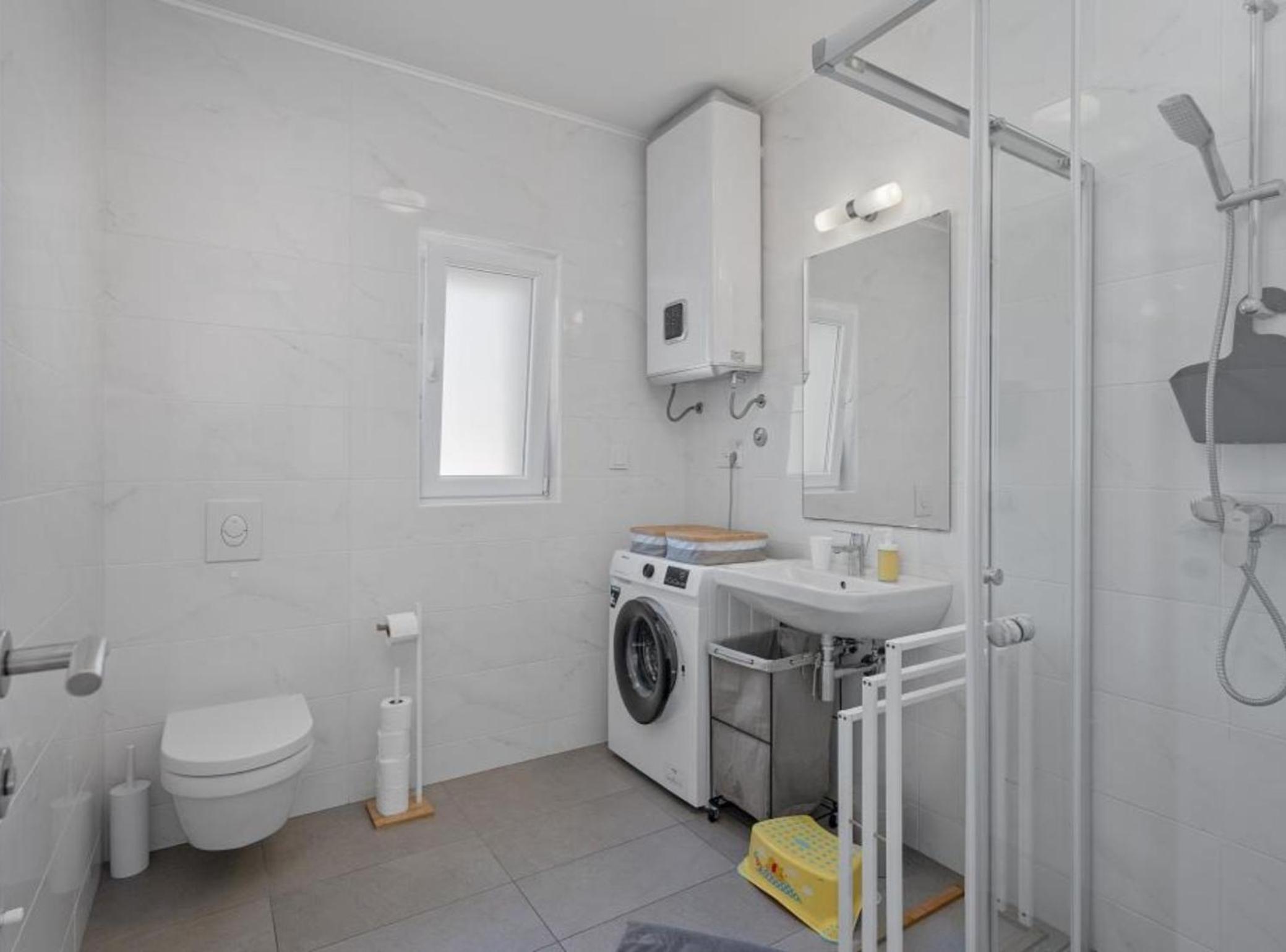 Apartments Villa Salvia Adriatica Grebaštica
