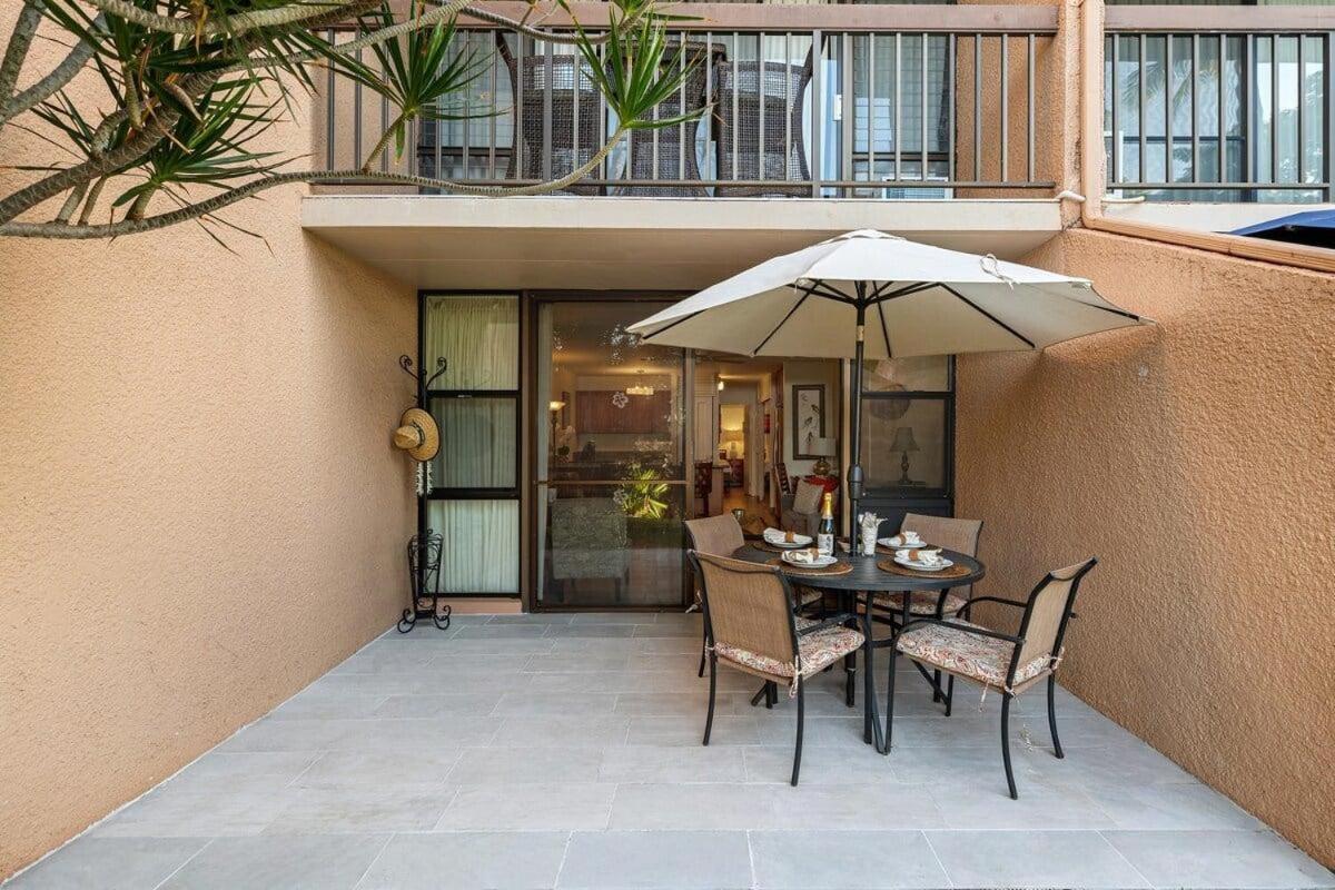 Maui Vista 1106 · MV 1106 Updated 1BD Condo Steps from Beach Poo