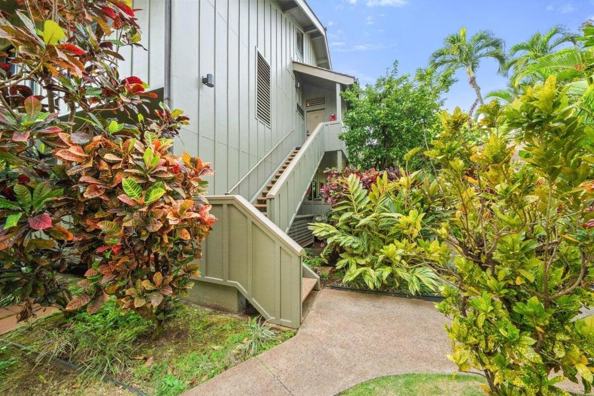 Kahana Village 17 · KHV 17 Spacious 2BD Condo w Oceanviews and S