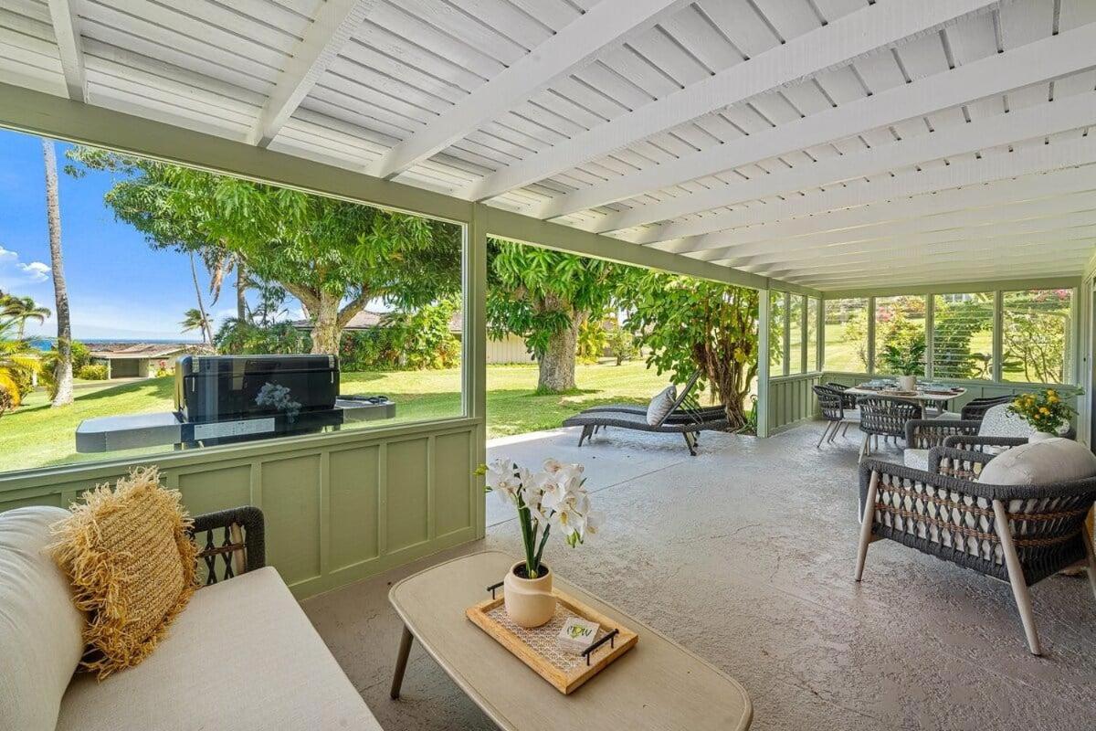 Alaeloa 38 · ALA 38 Beautifully Remodel 3BD Partial Ocean Views