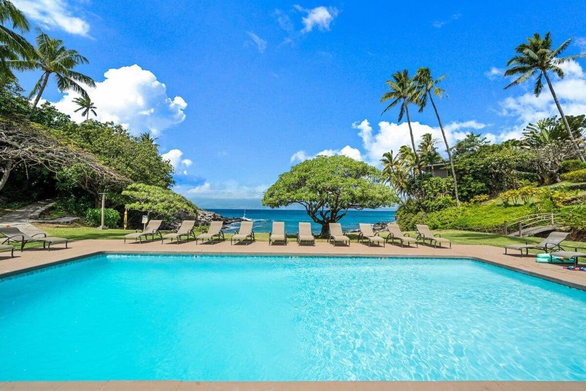 Alaeloa 38 · ALA 38 Beautifully Remodel 3BD Partial Ocean Views