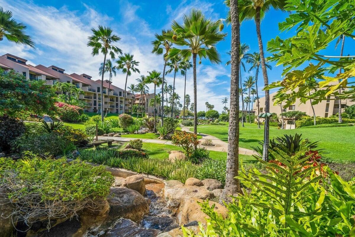Kamaole Sands 8409 · KAS 8409 Ocean Views from this Freshly Upda