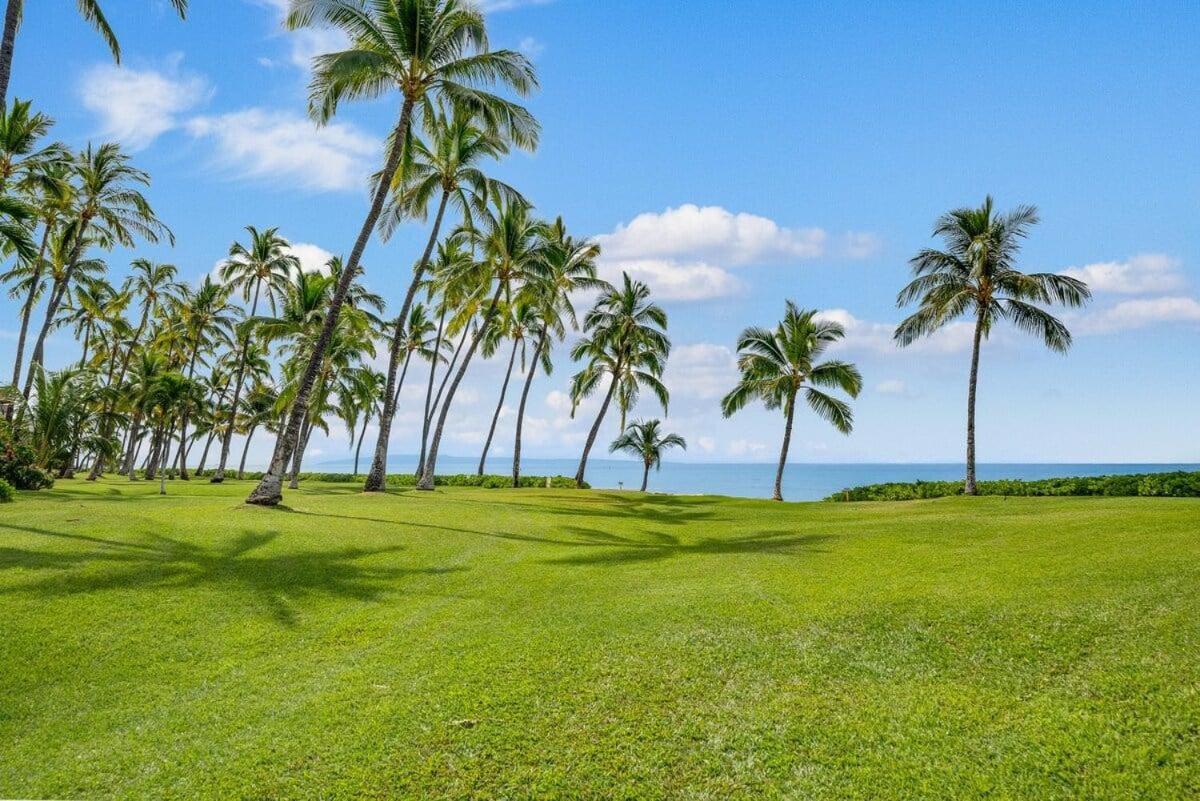 Puamana 153-4 · PU 153-4 Spacious Puamana Unit & Walk To The Bea