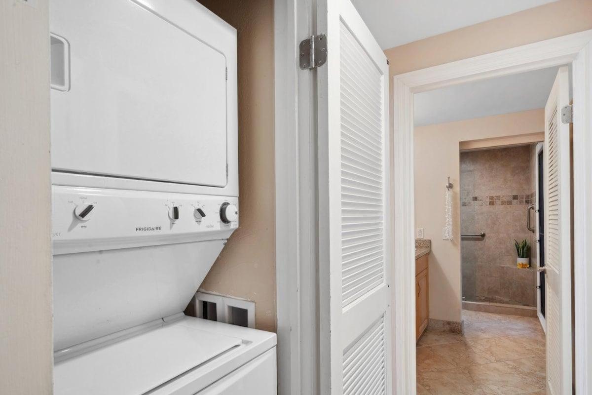 Kahana Village 31 · KHV 31 Spacious Direct Oceanfront 3BD Condo