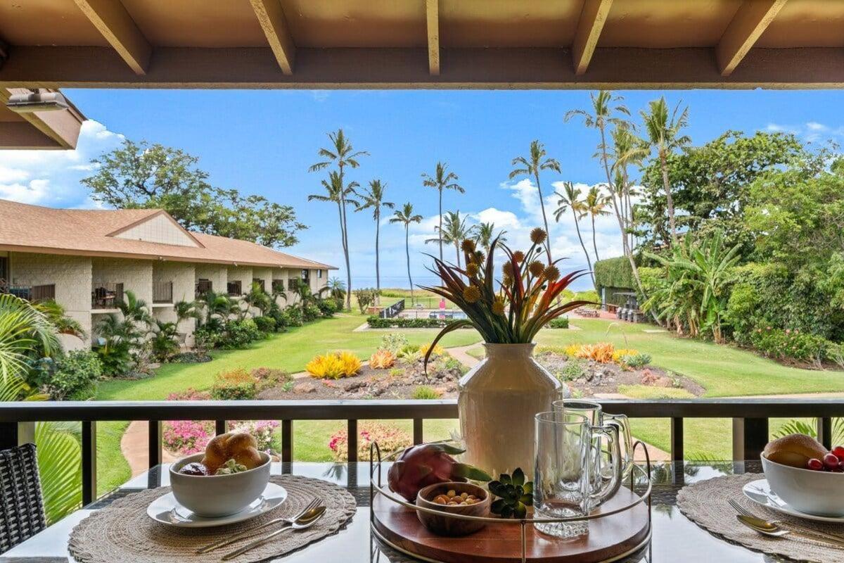 Waiohuli Beach Hale C212 · 2BD Kihei Condo Easy Beach Access