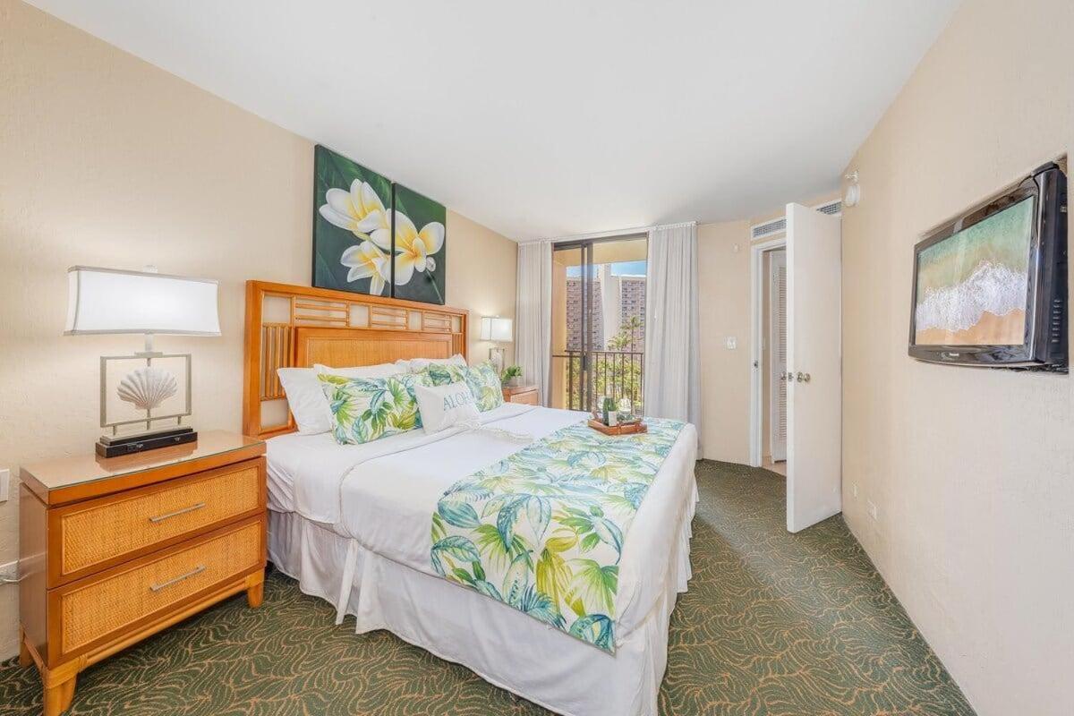 Kaanapali Shores 515 · KS 515 Updated 2Bedroom at BeachFron