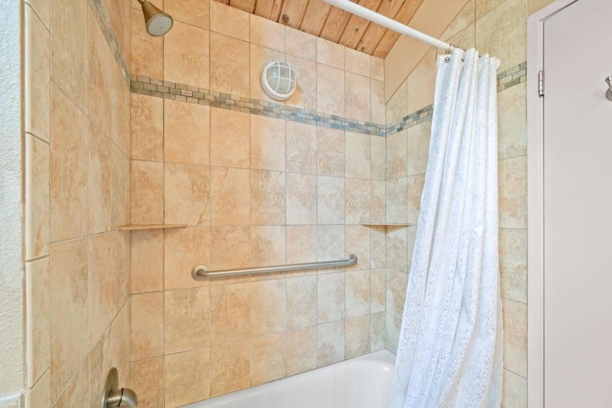 Kahana Village 9 · KHV 9 2BR Oceanfront Condo w Panoramic Maui