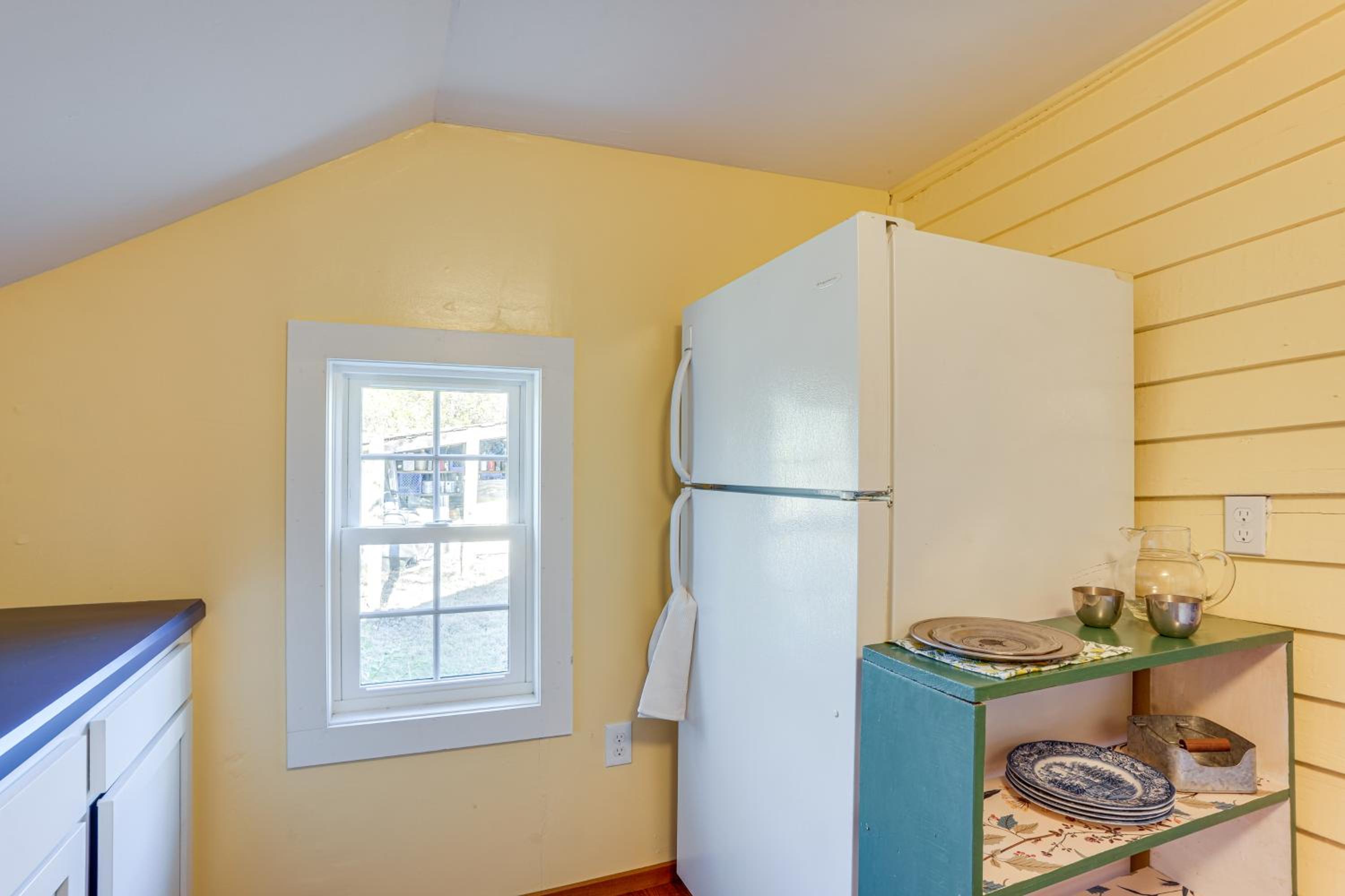 Blue Ridge Retreat! Cottage on the Rapidan River