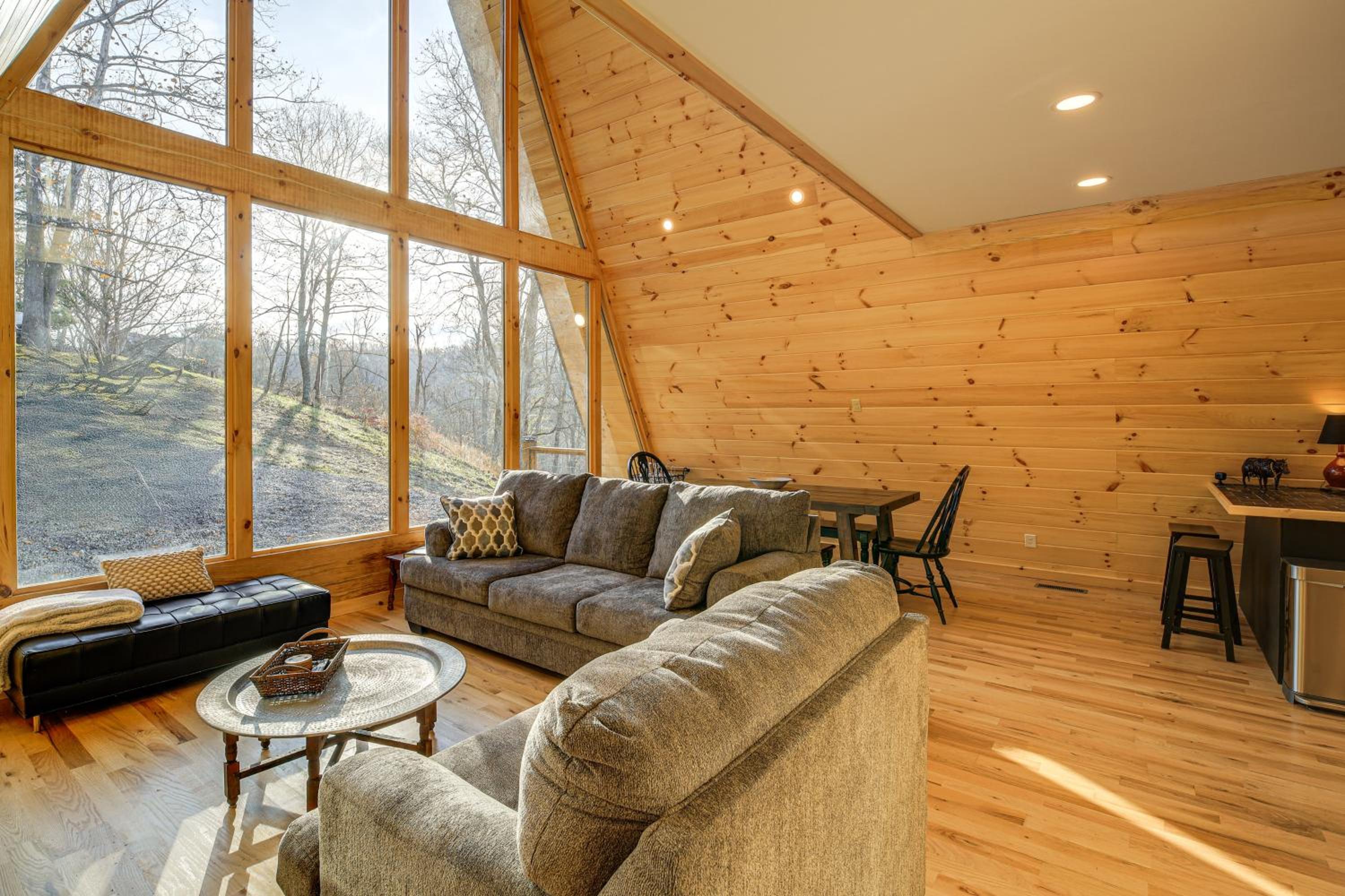 Steps to State Park! A-Frame Cabin in Piney Creek
