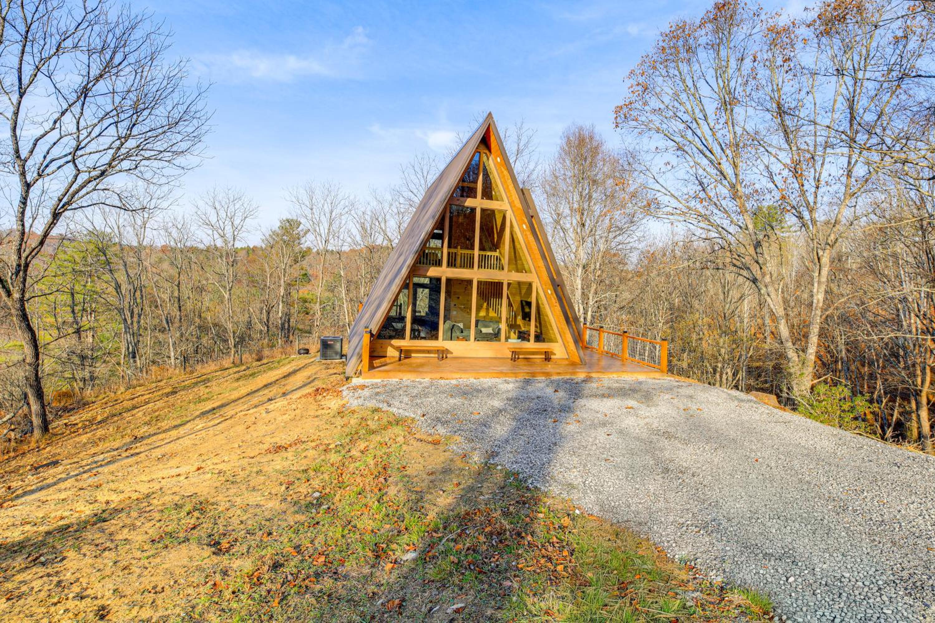 Steps to State Park! A-Frame Cabin in Piney Creek
