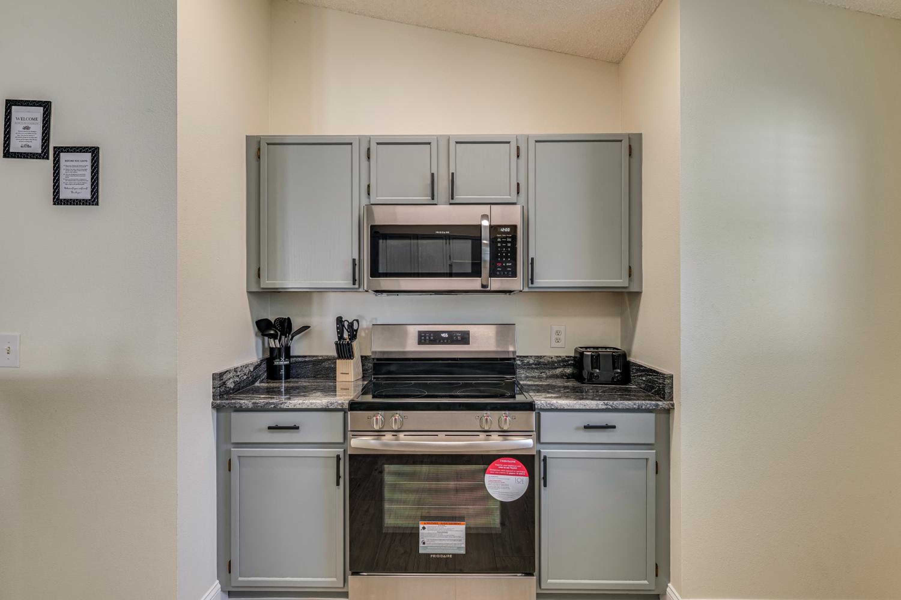 10 Mi to Animal Kingdom Clermont Home with Pool!