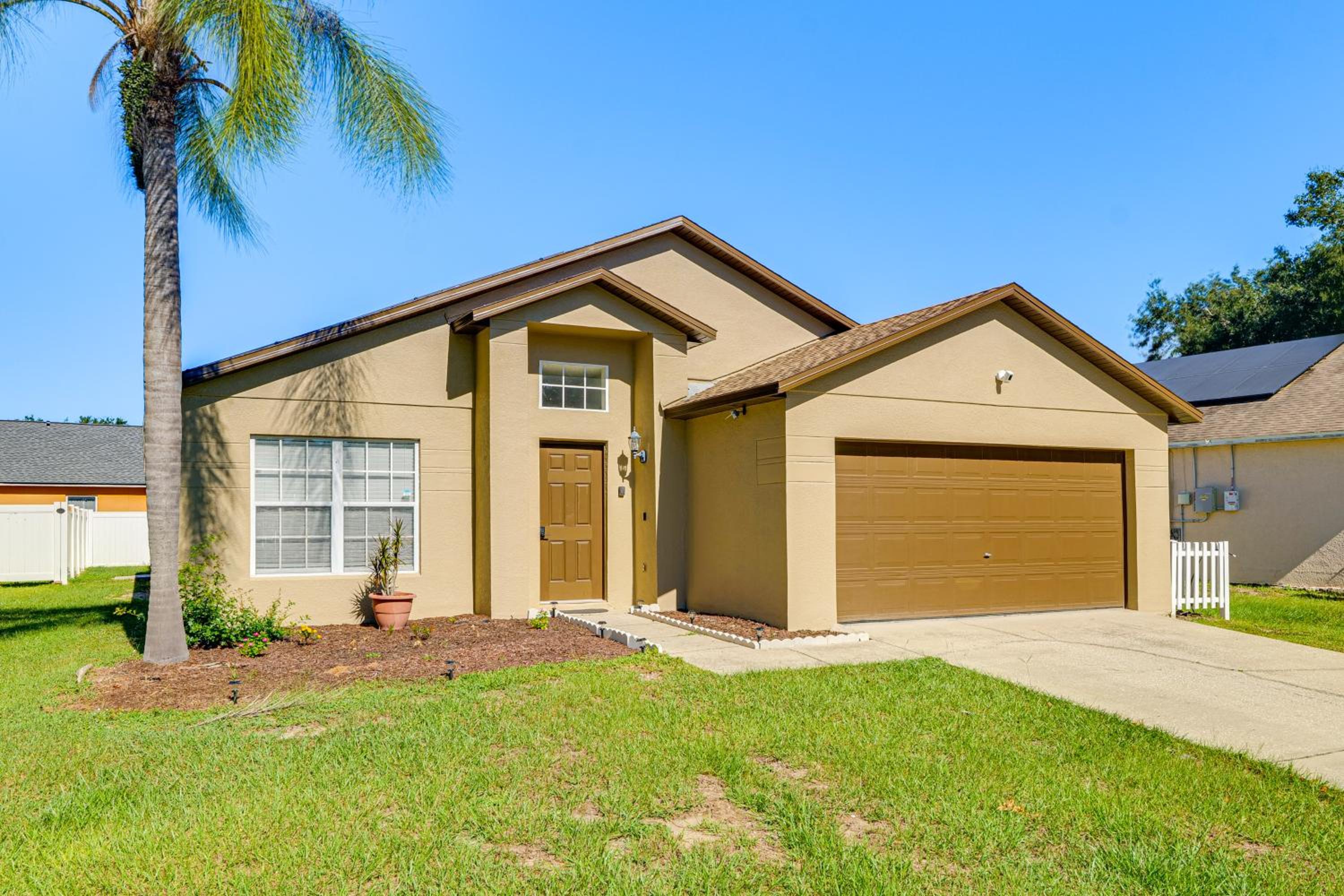 10 Mi to Animal Kingdom Clermont Home with Pool!
