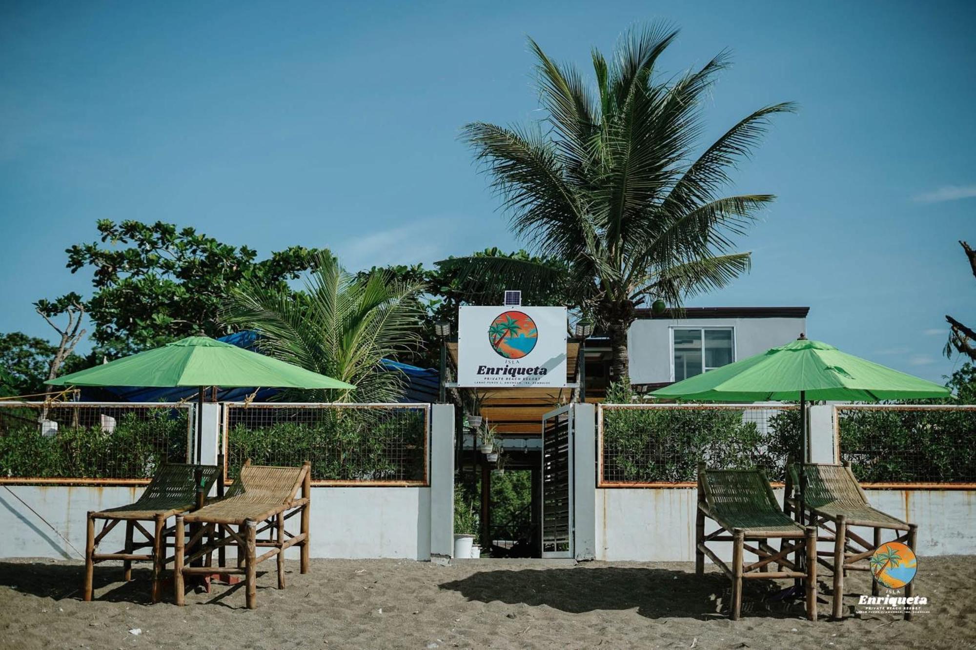 Isla Enriqueta - Private Beach Resort