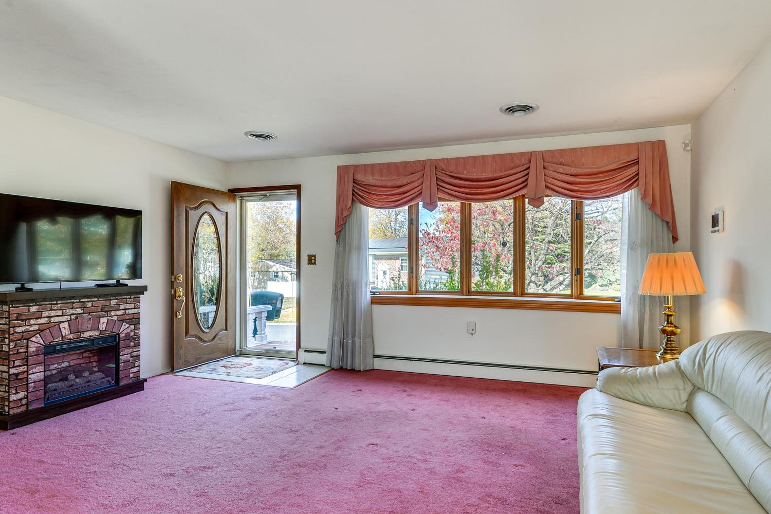 2 Mi to APG Edgewood Family Home with Fenced Yard