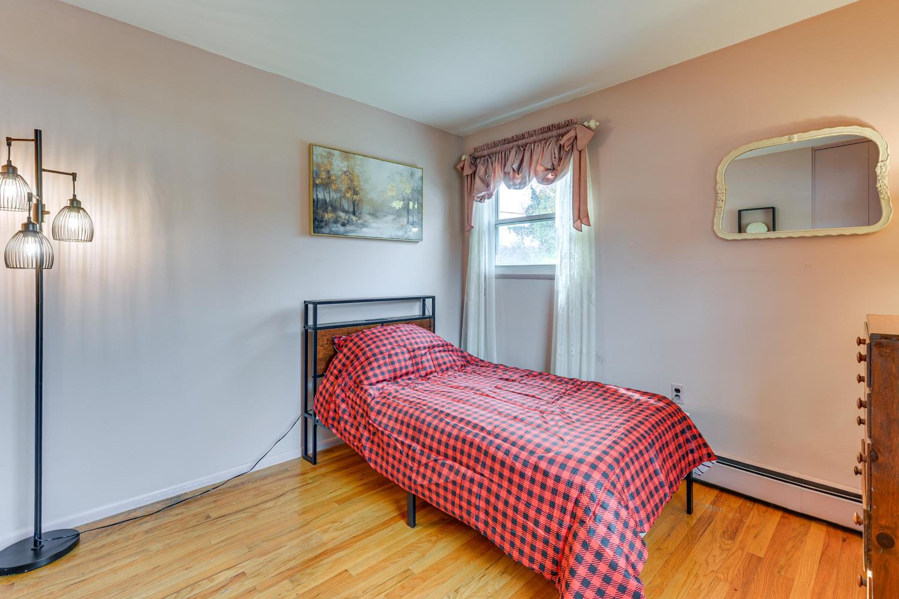 2 Mi to APG Edgewood Family Home with Fenced Yard