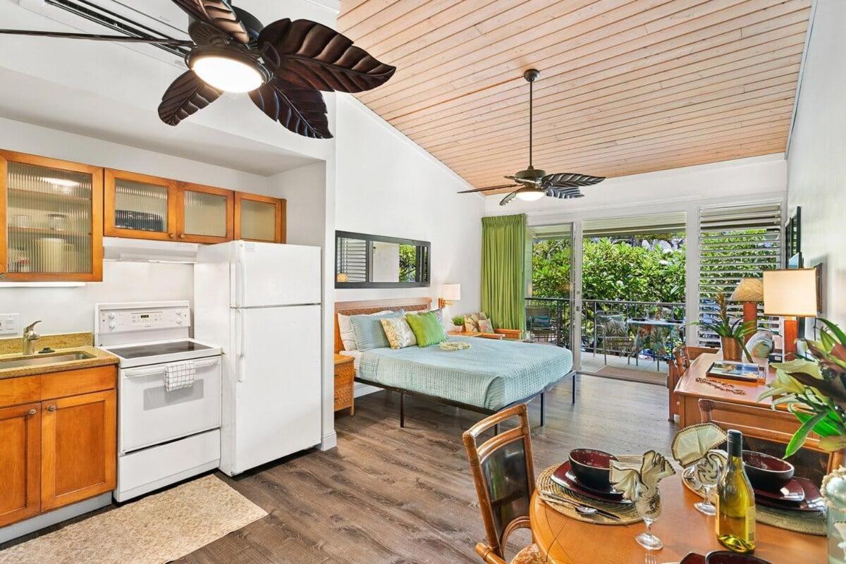 Napili Shores D227 · NS D227 OceanFront Resort w Pool