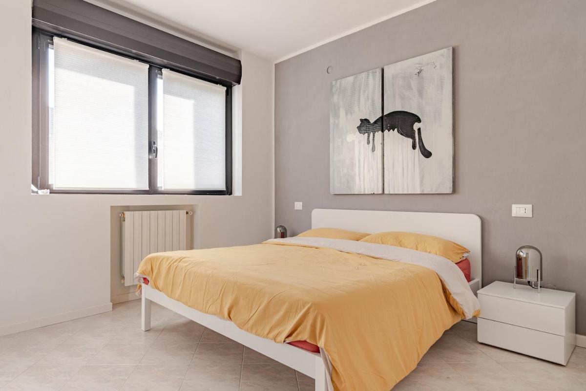 Central Bergamo Apartment, Near Airport and Train