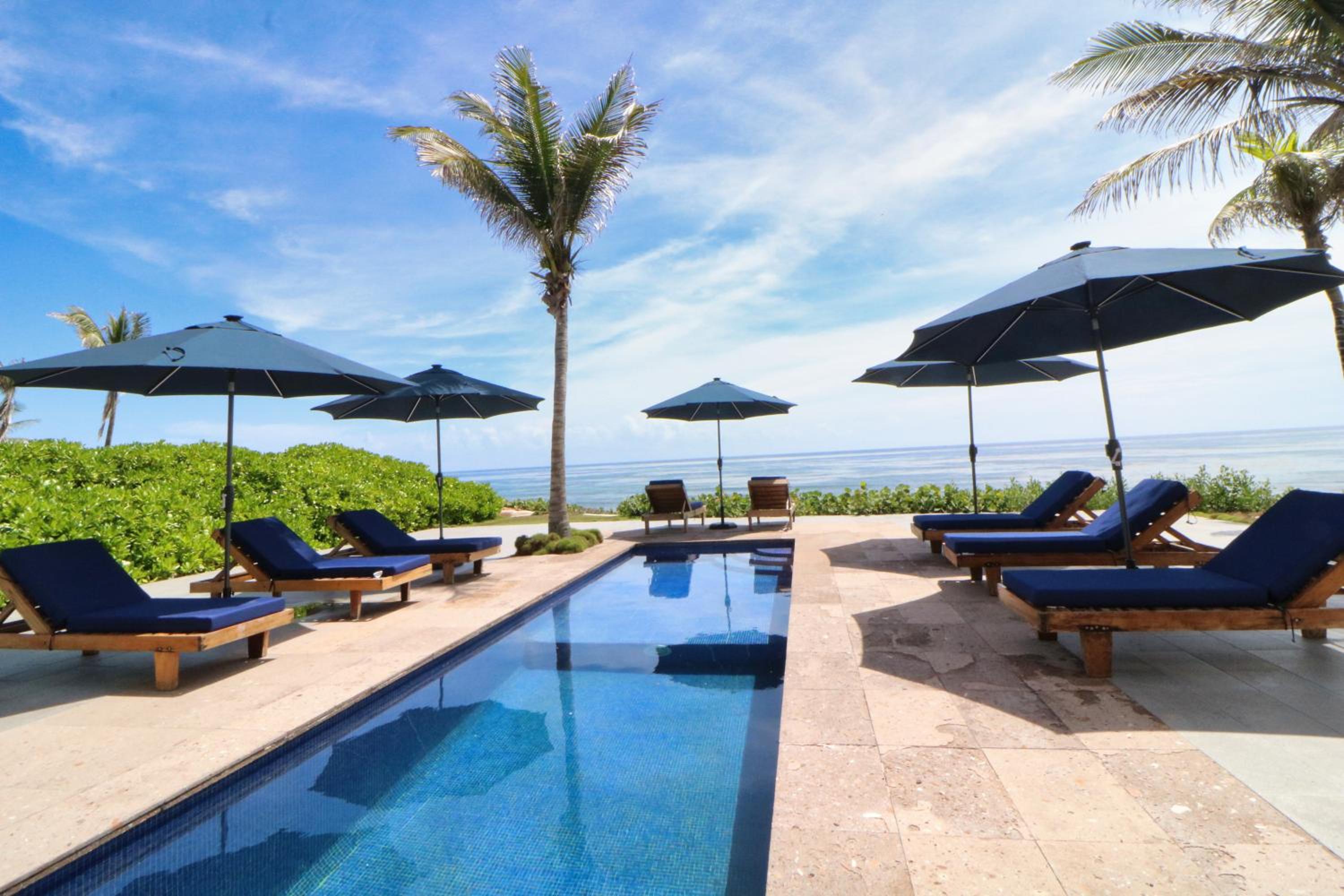 Beautiful Paradise - Beachfront