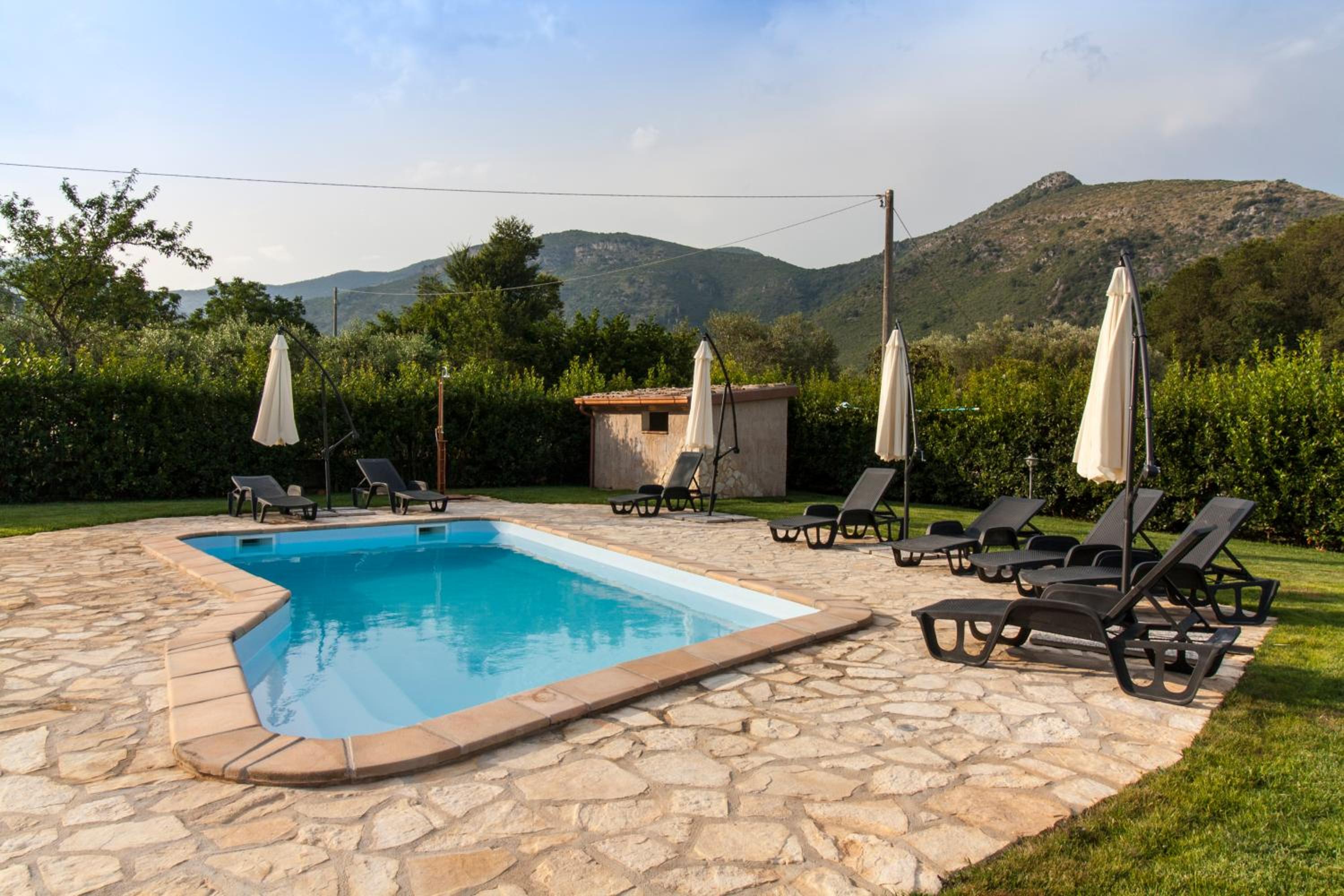 Aia Antica view 4