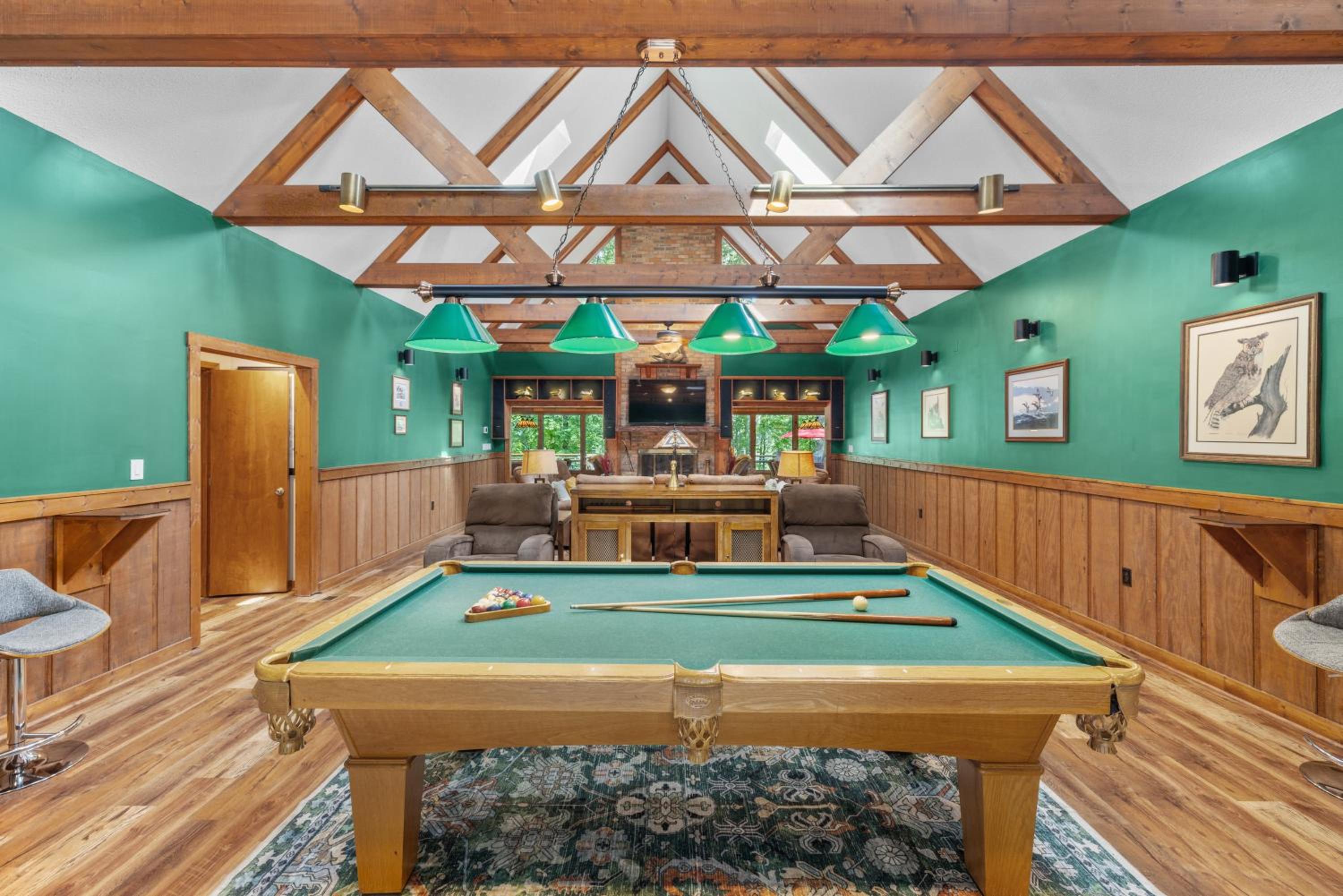 Cool Goose Landing Private Dock Large Deck Game Room 61