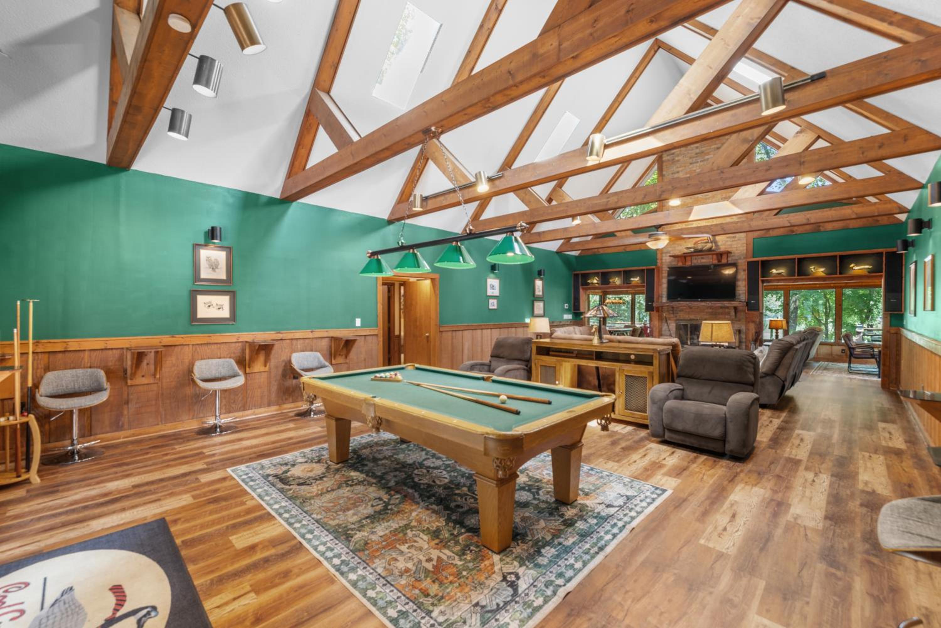 Cool Goose Landing Private Dock Large Deck Game Room 61