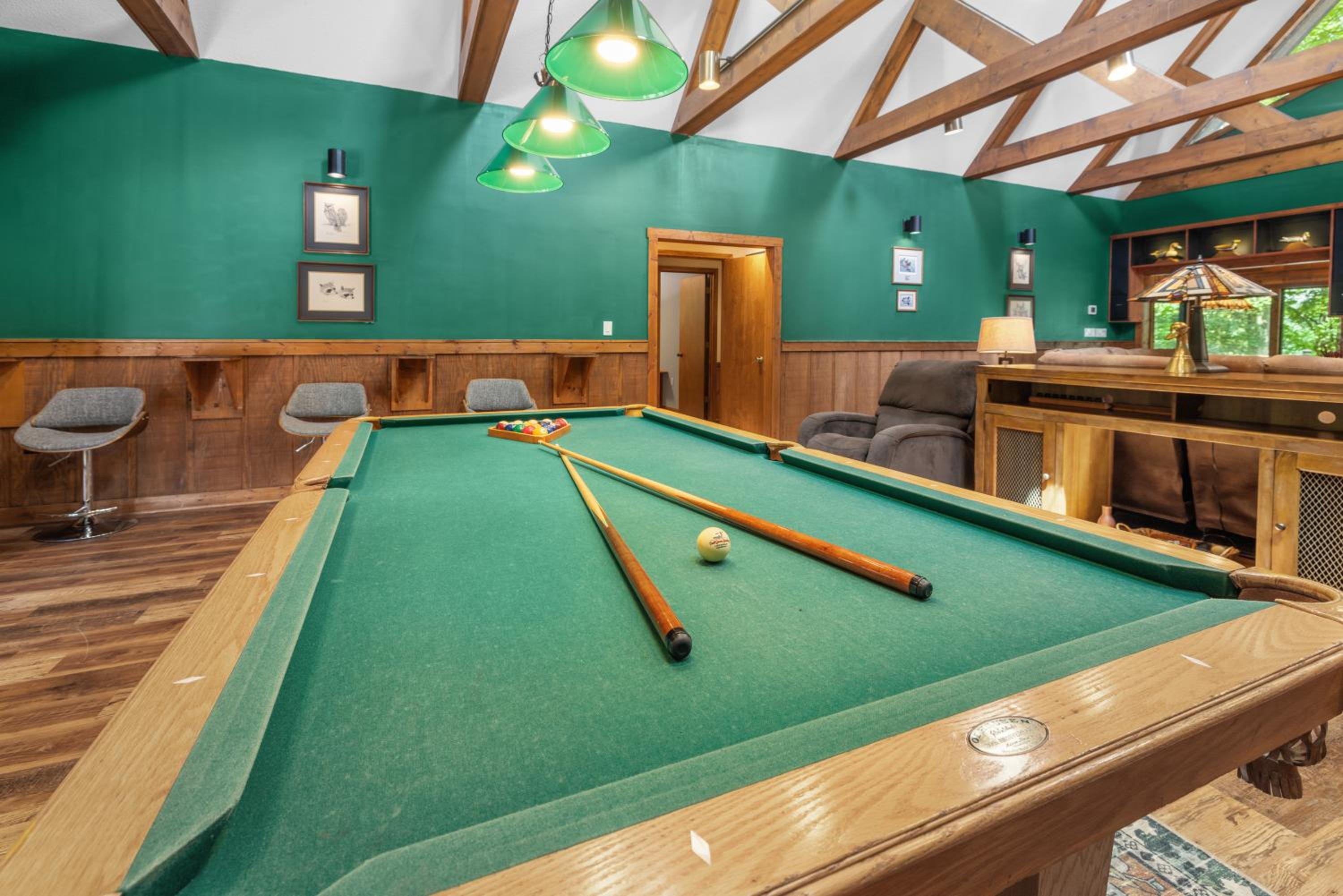 Cool Goose Landing Private Dock Large Deck Game Room 61