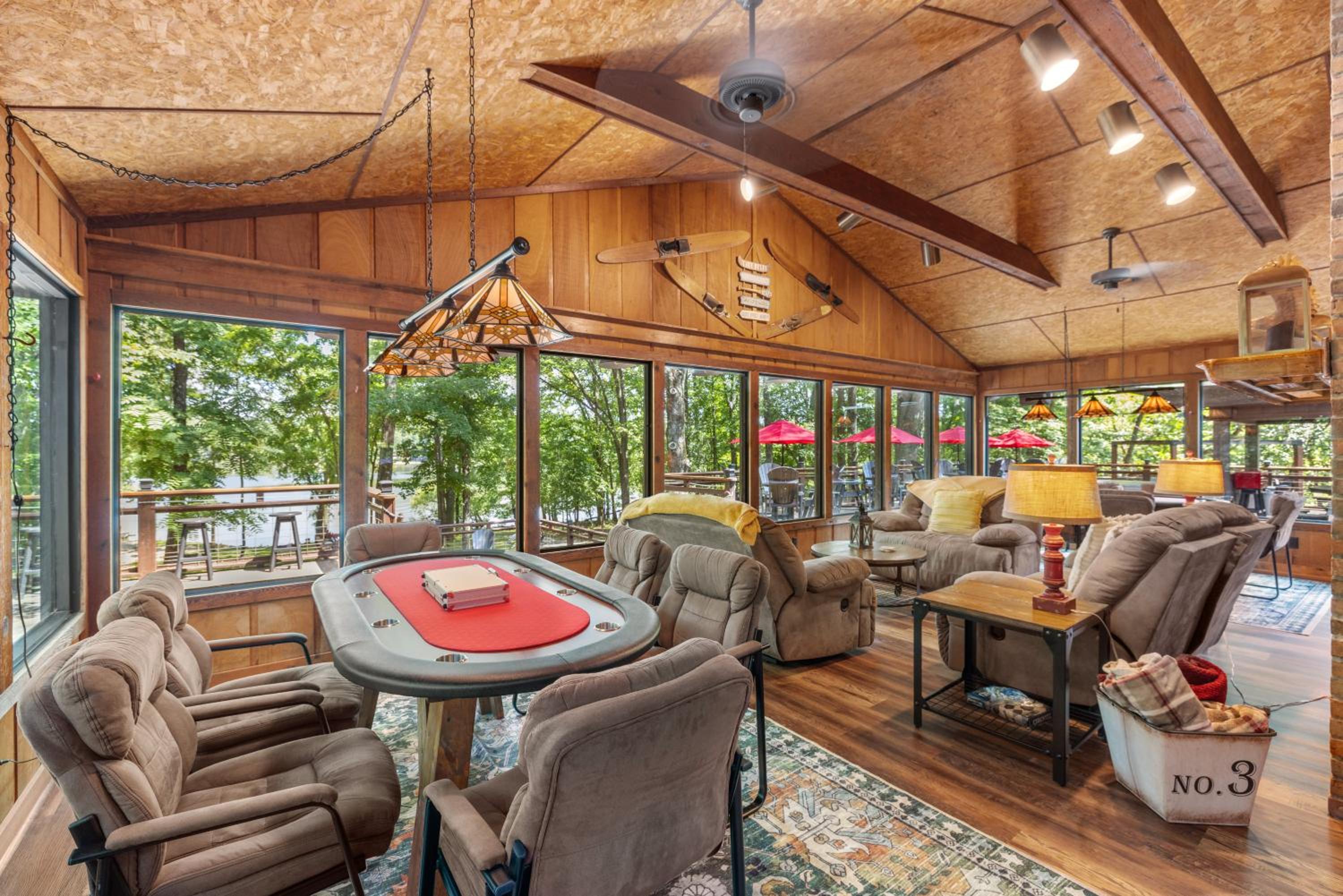 Cool Goose Landing Private Dock Large Deck Game Room 61