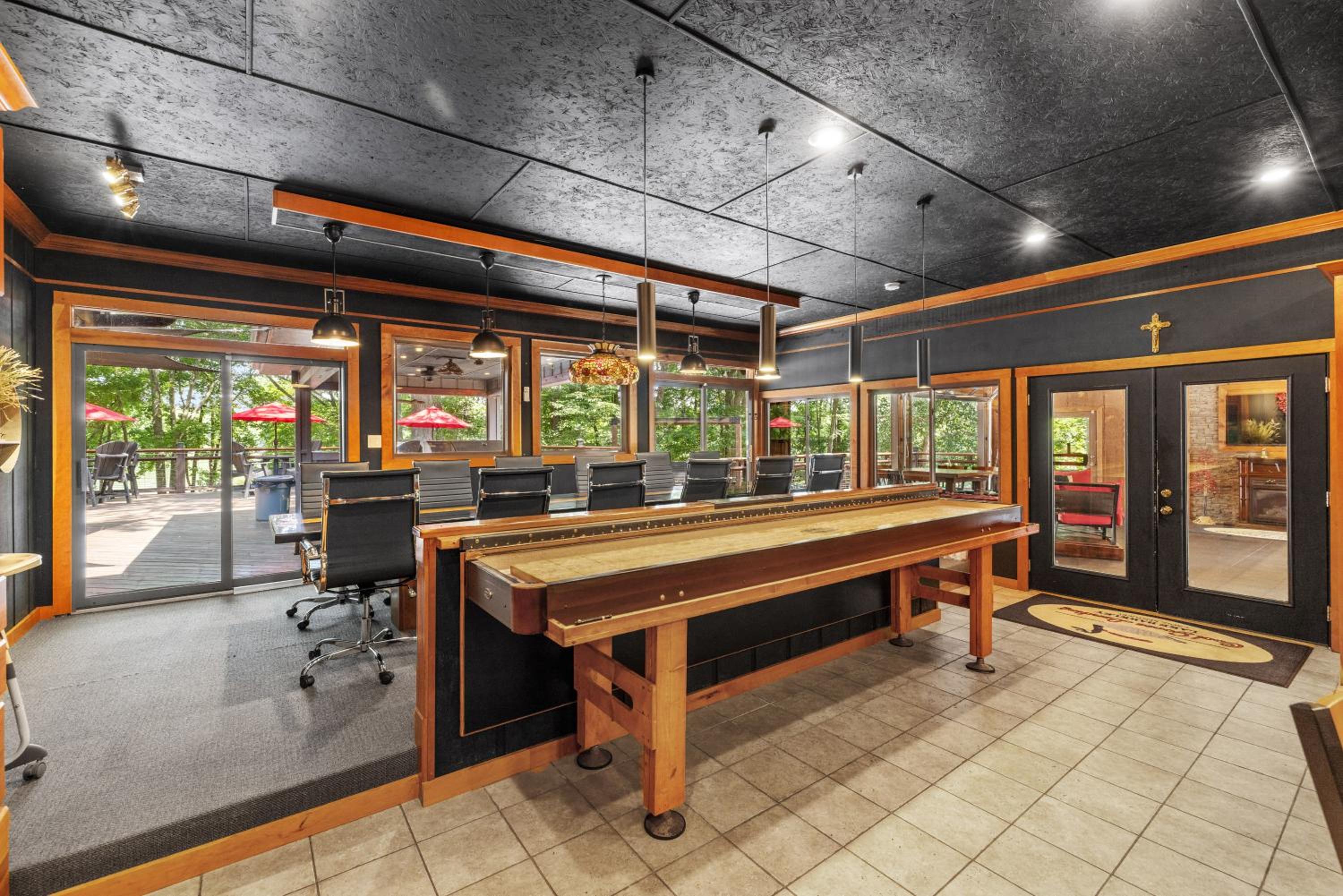 Cool Goose Landing Private Dock Large Deck Game Room 61