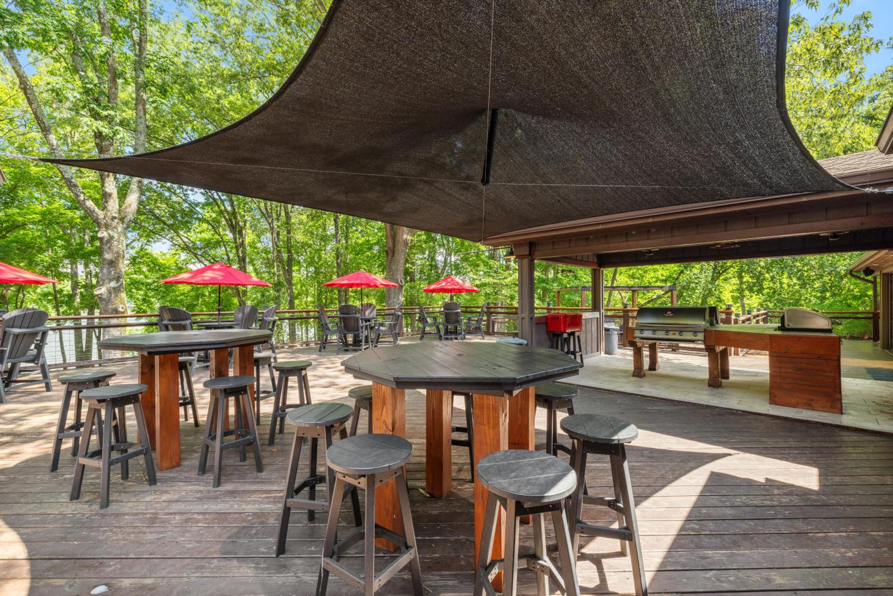 Cool Goose Landing Private Dock Large Deck Game Room 61