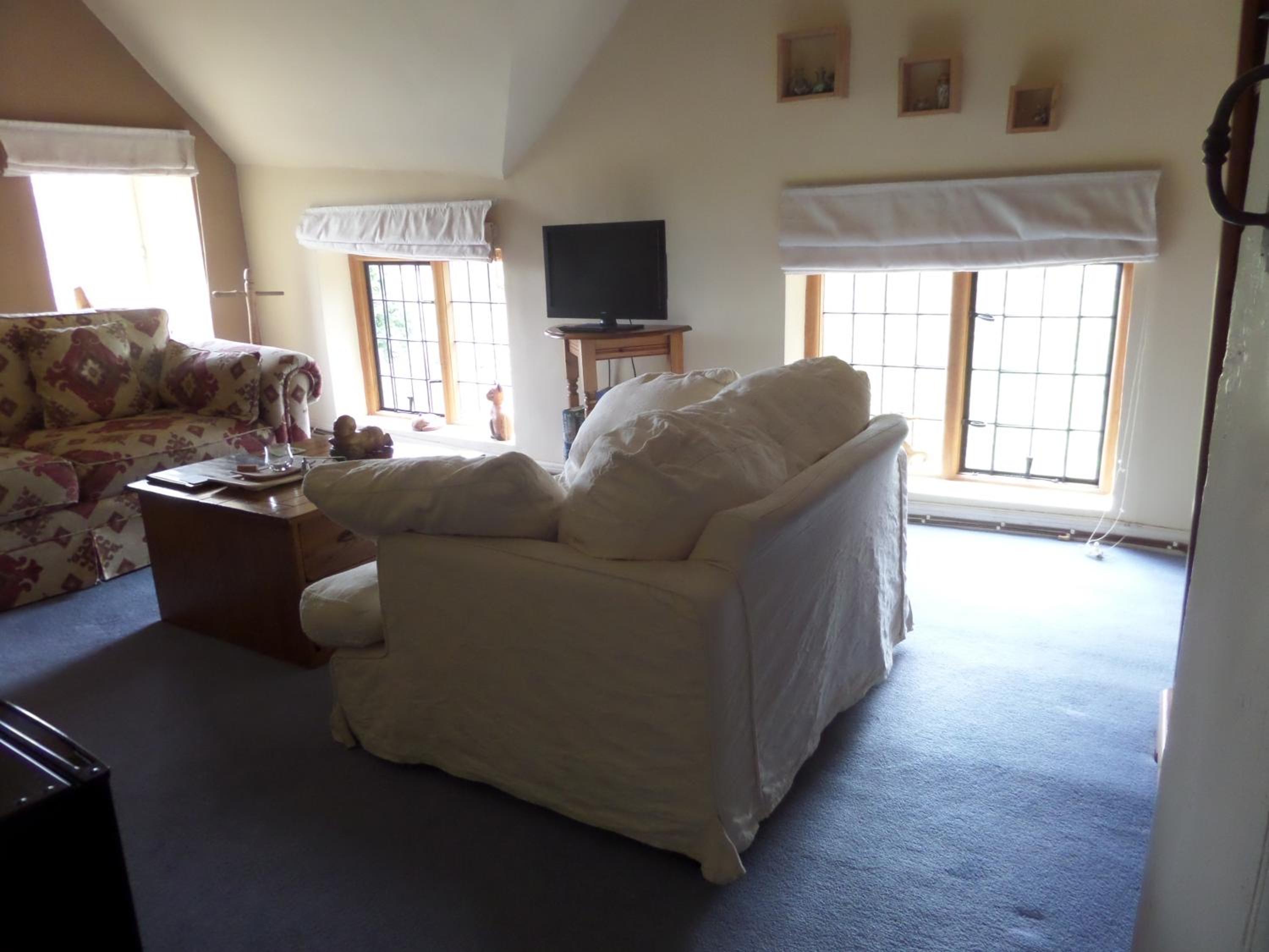 Walford Court