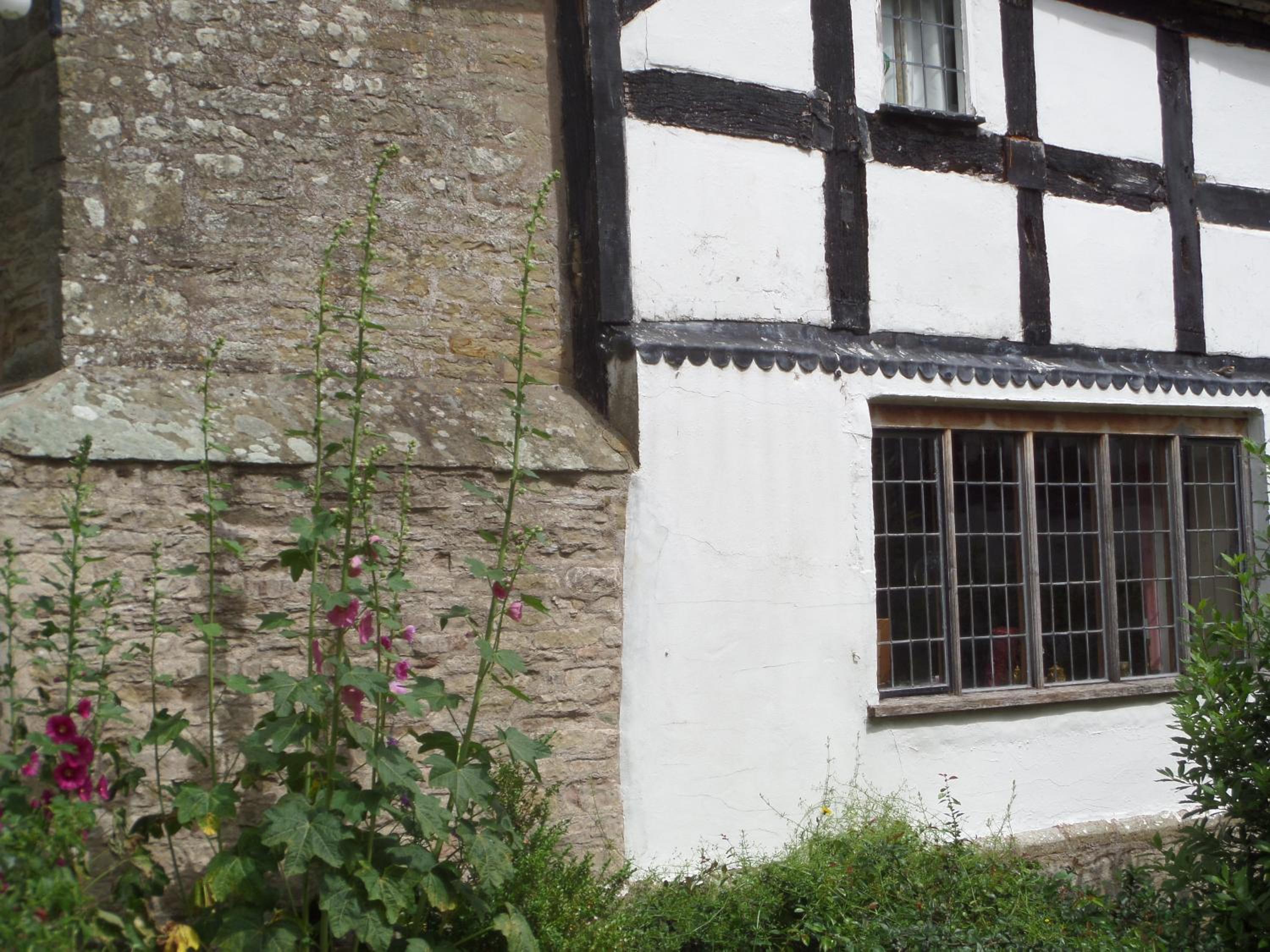 Walford Court