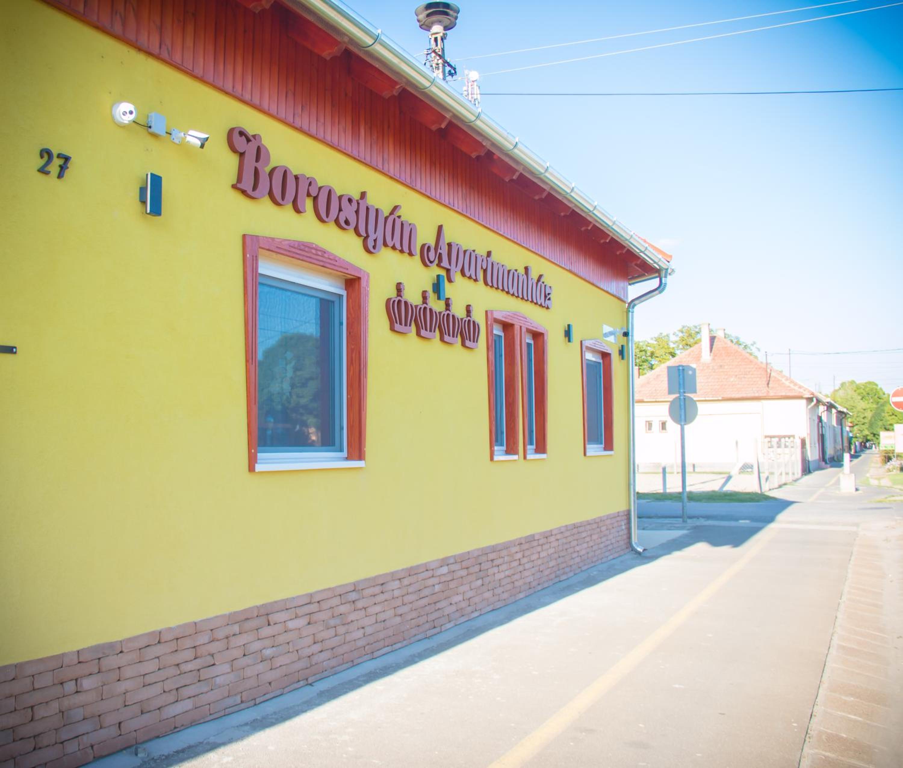 Borostyán Apartmanház